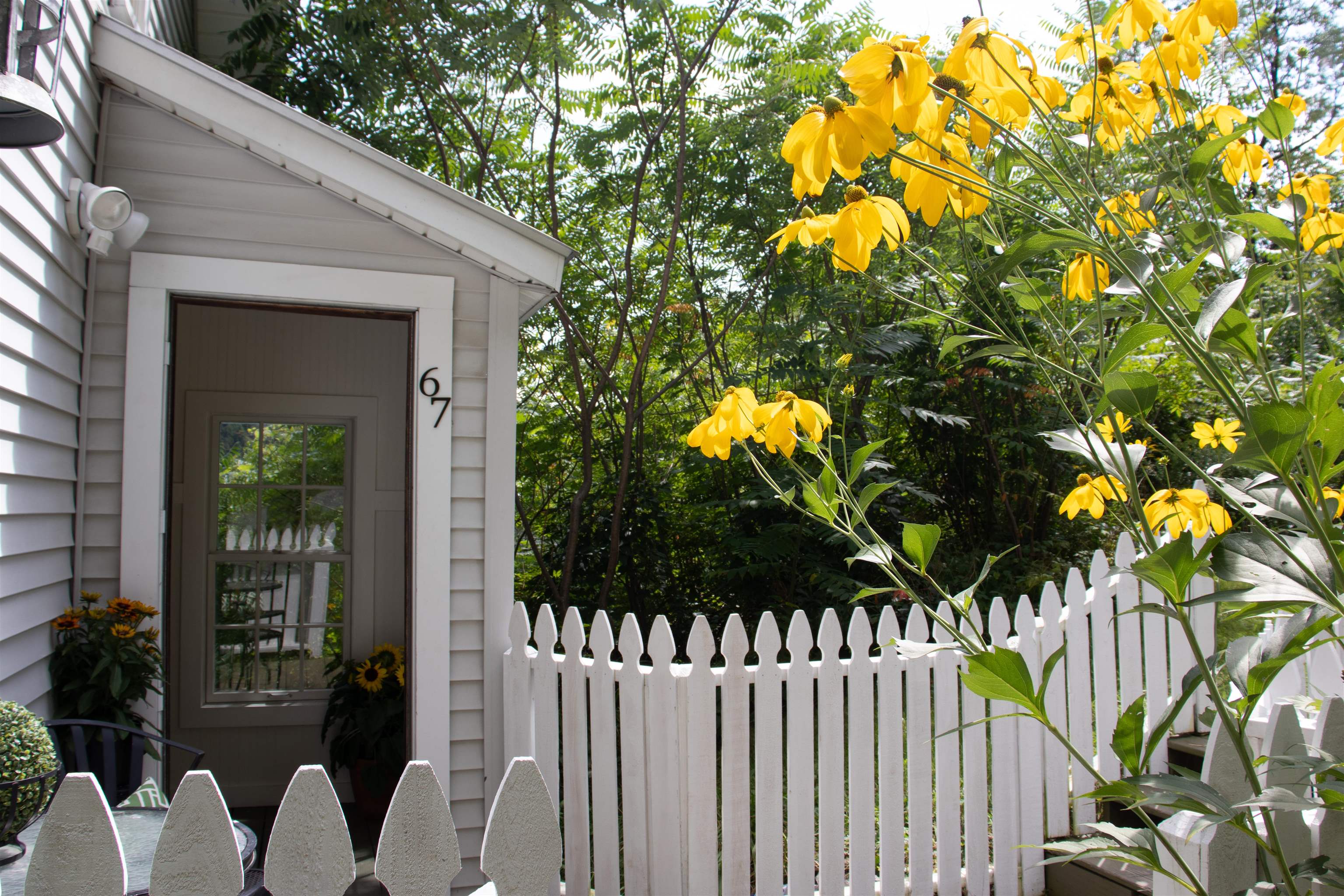 67 Pleasant Street photo 3