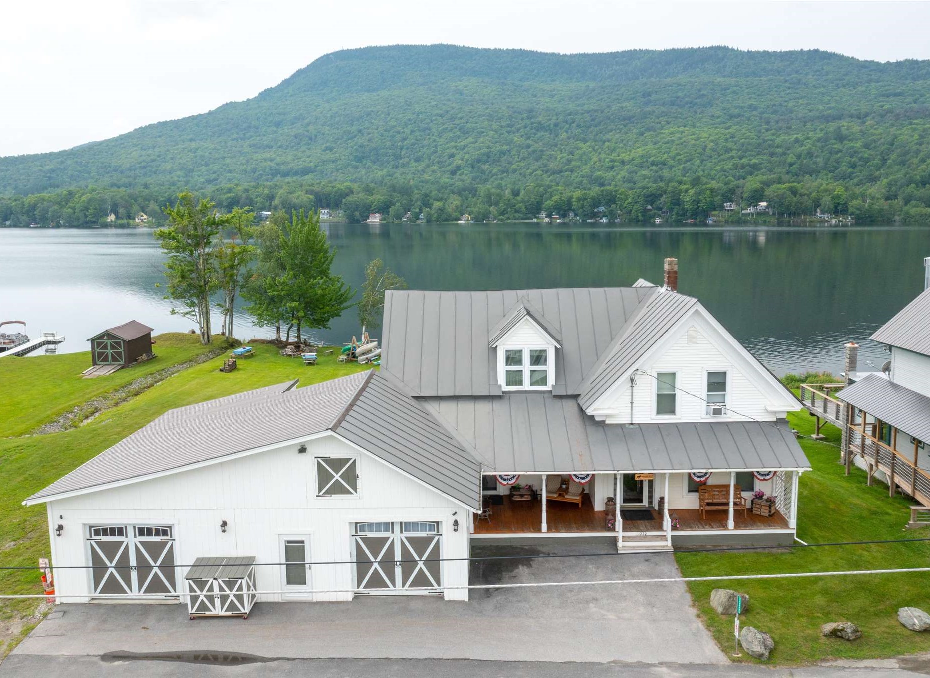 Single Family in Elmore VT