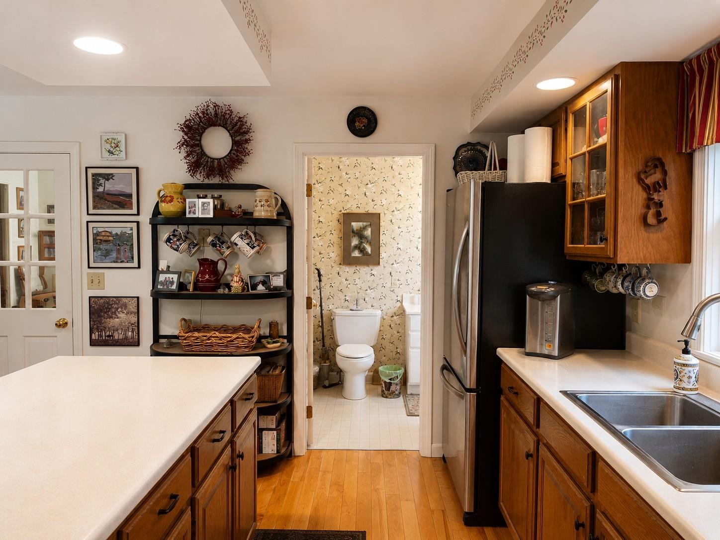 451 Godfrey Road photo 12