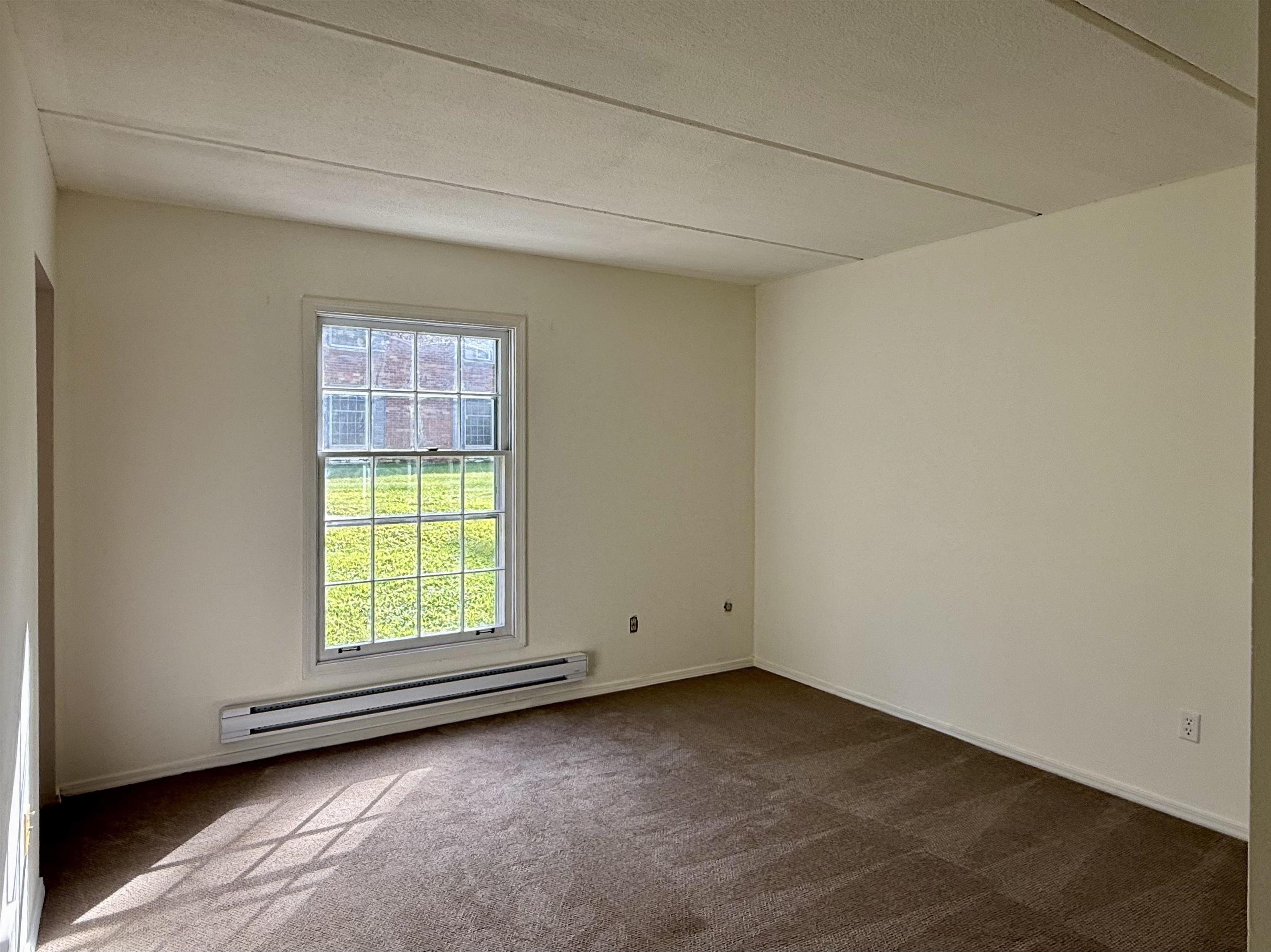 100 Kennedy Drive photo 17
