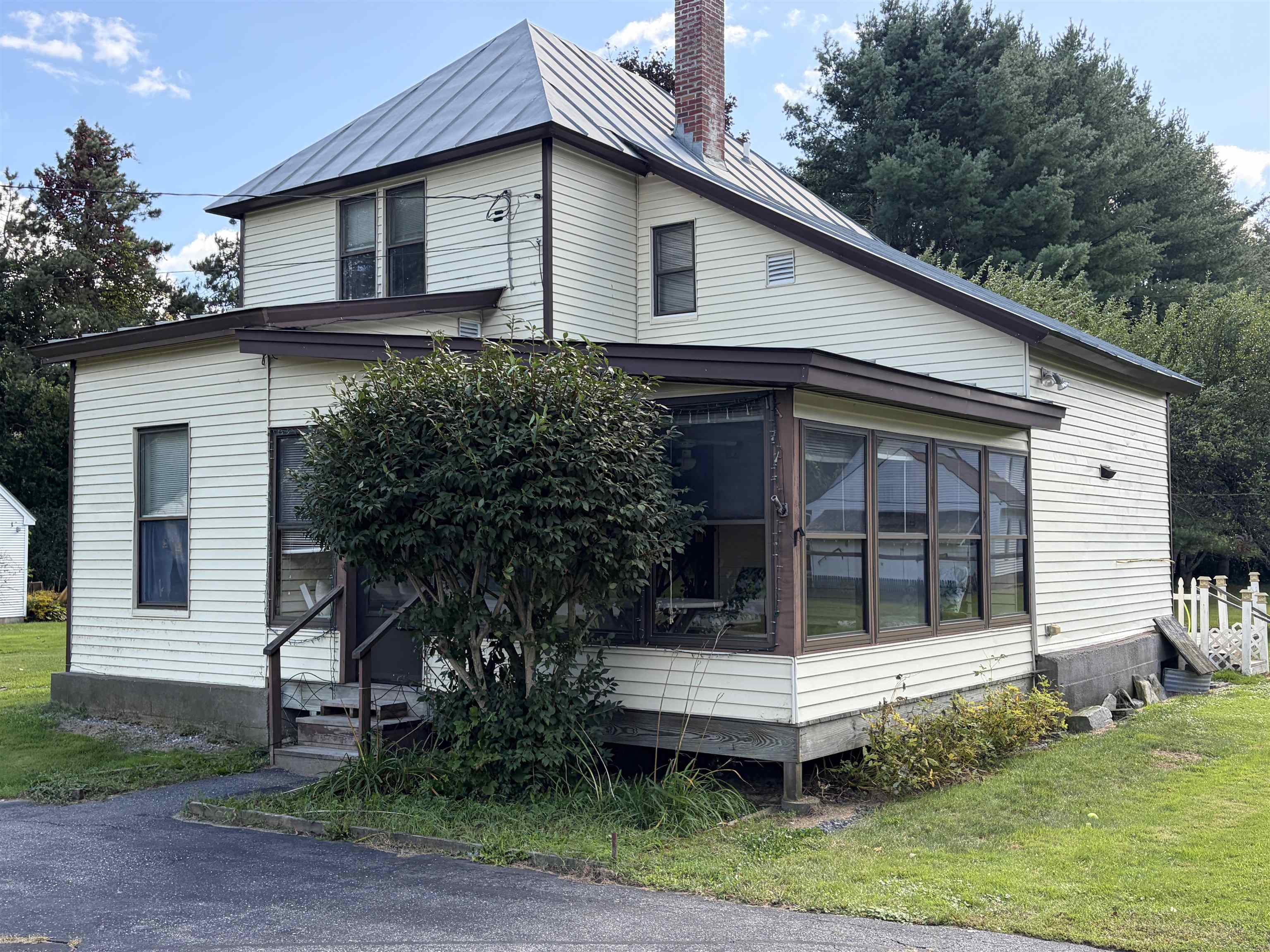 241 Batchelder Road photo 2