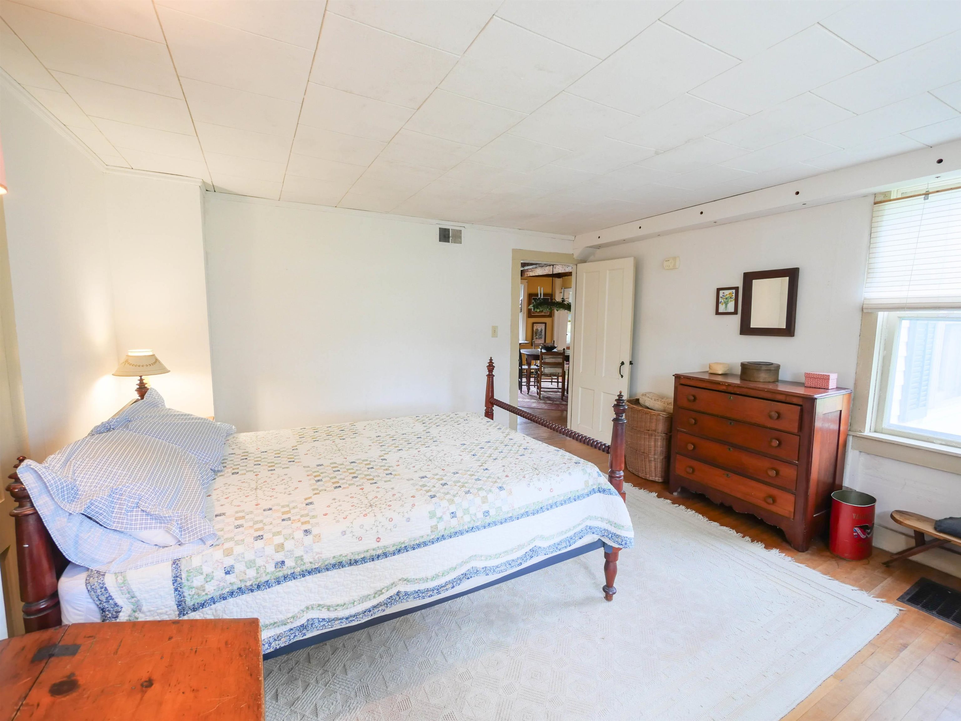 261 McKinley Avenue photo 23