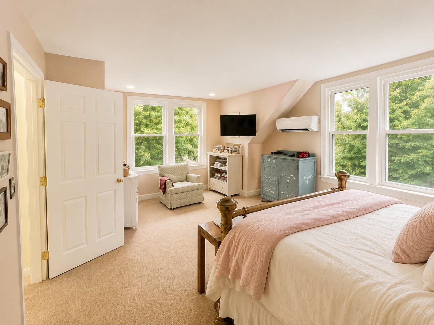 451 Godfrey Road photo 29