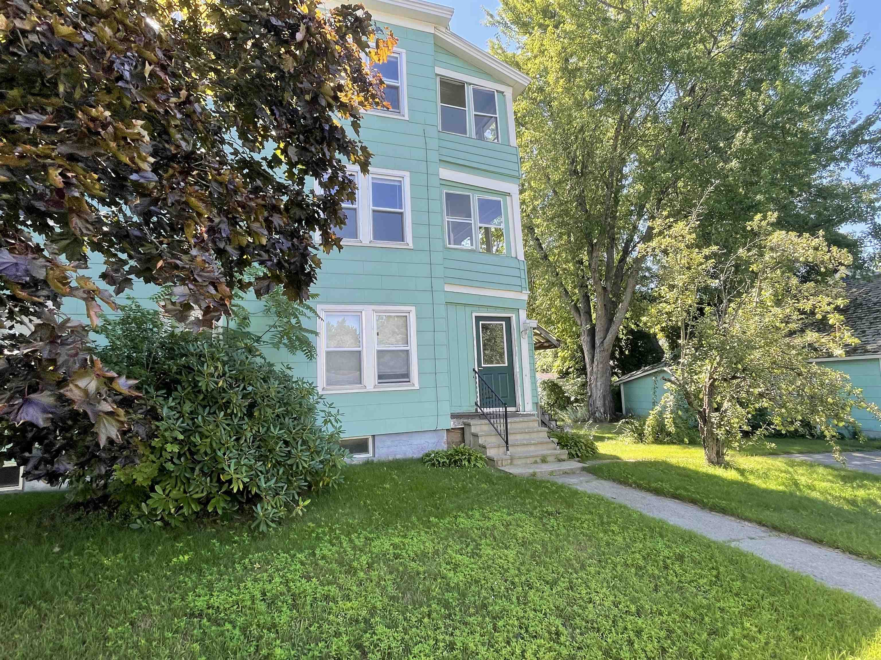 75 Moreland Avenue photo 3