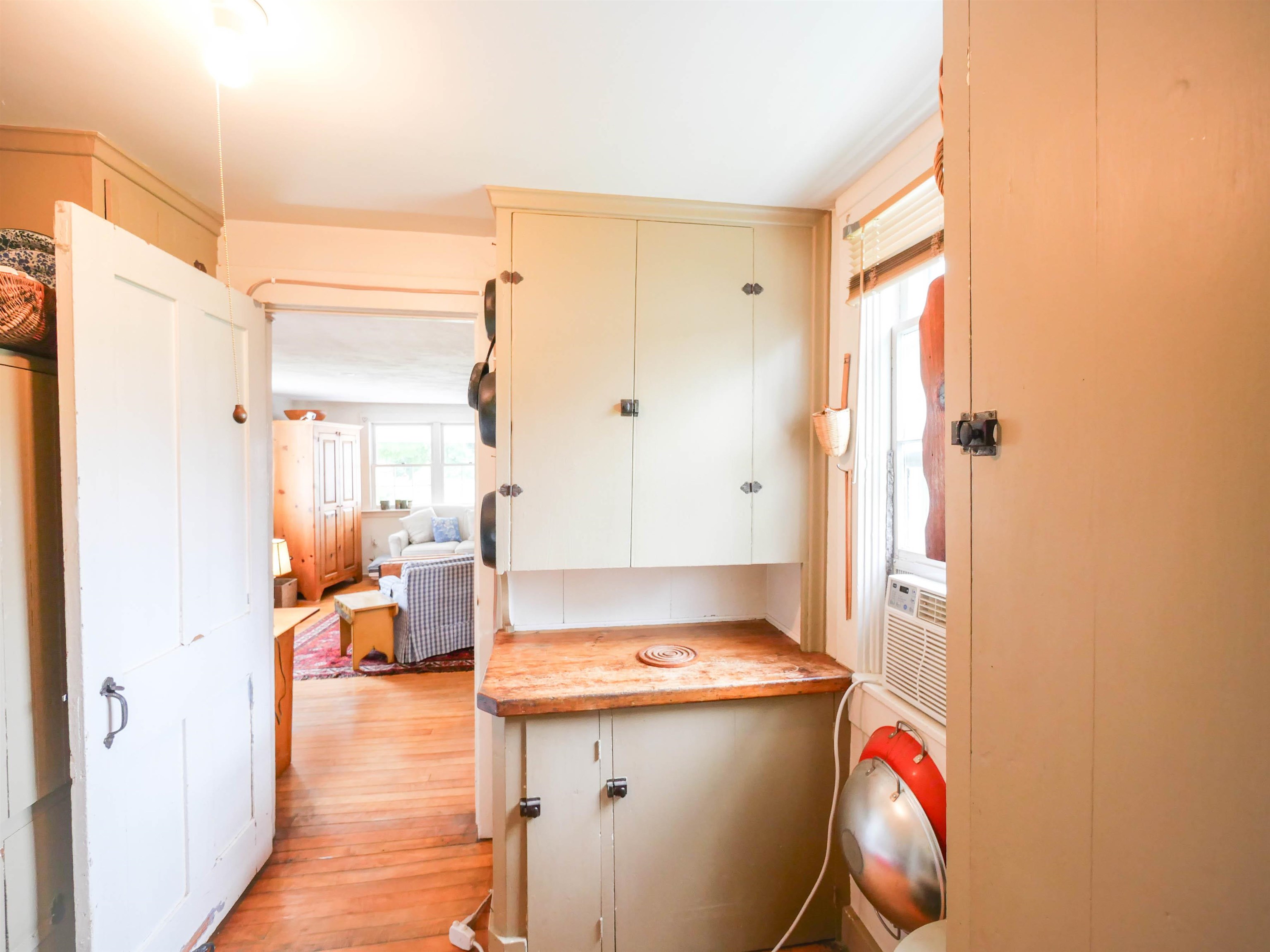 261 McKinley Avenue photo 32