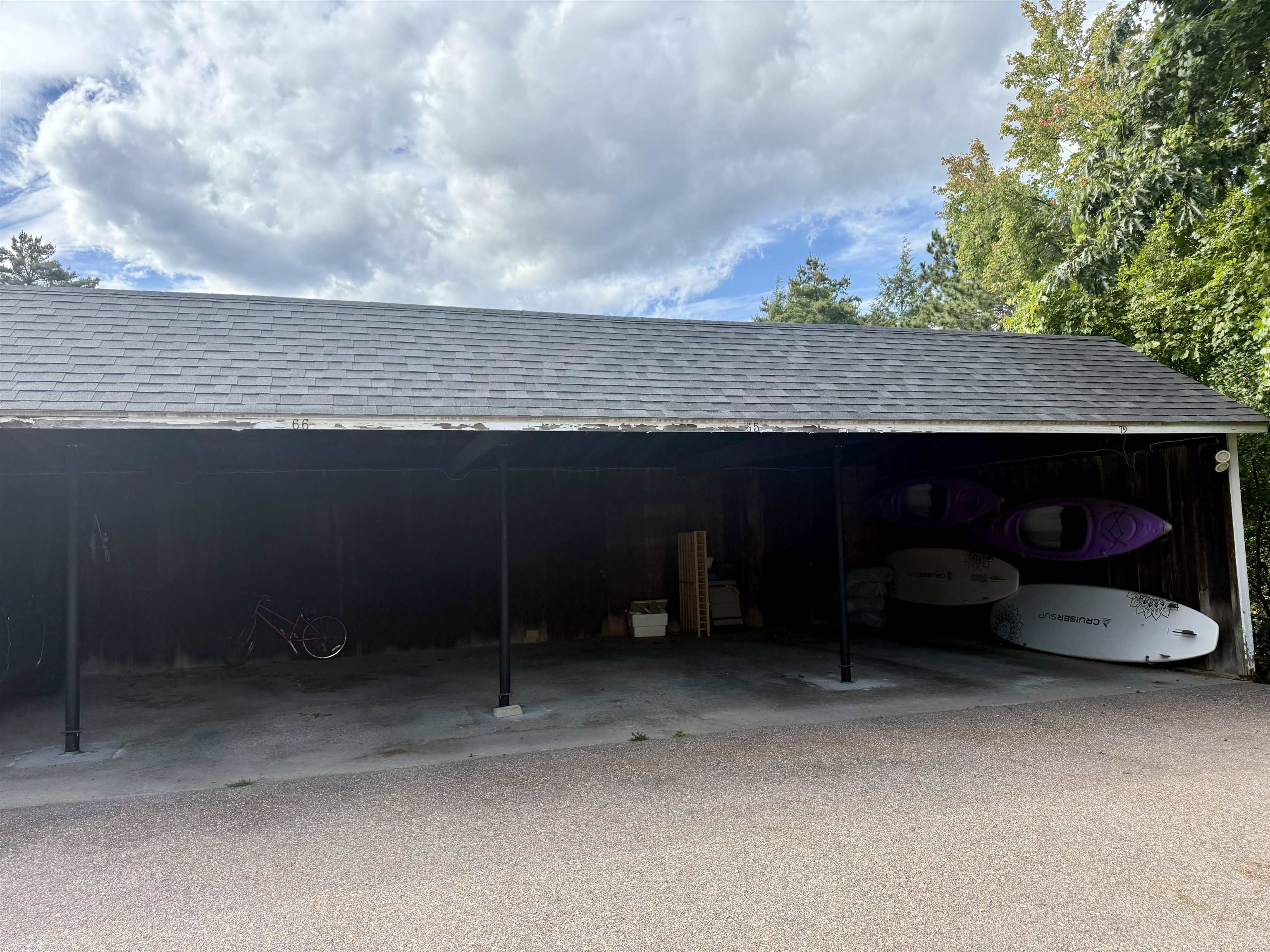 100 Kennedy Drive photo 33