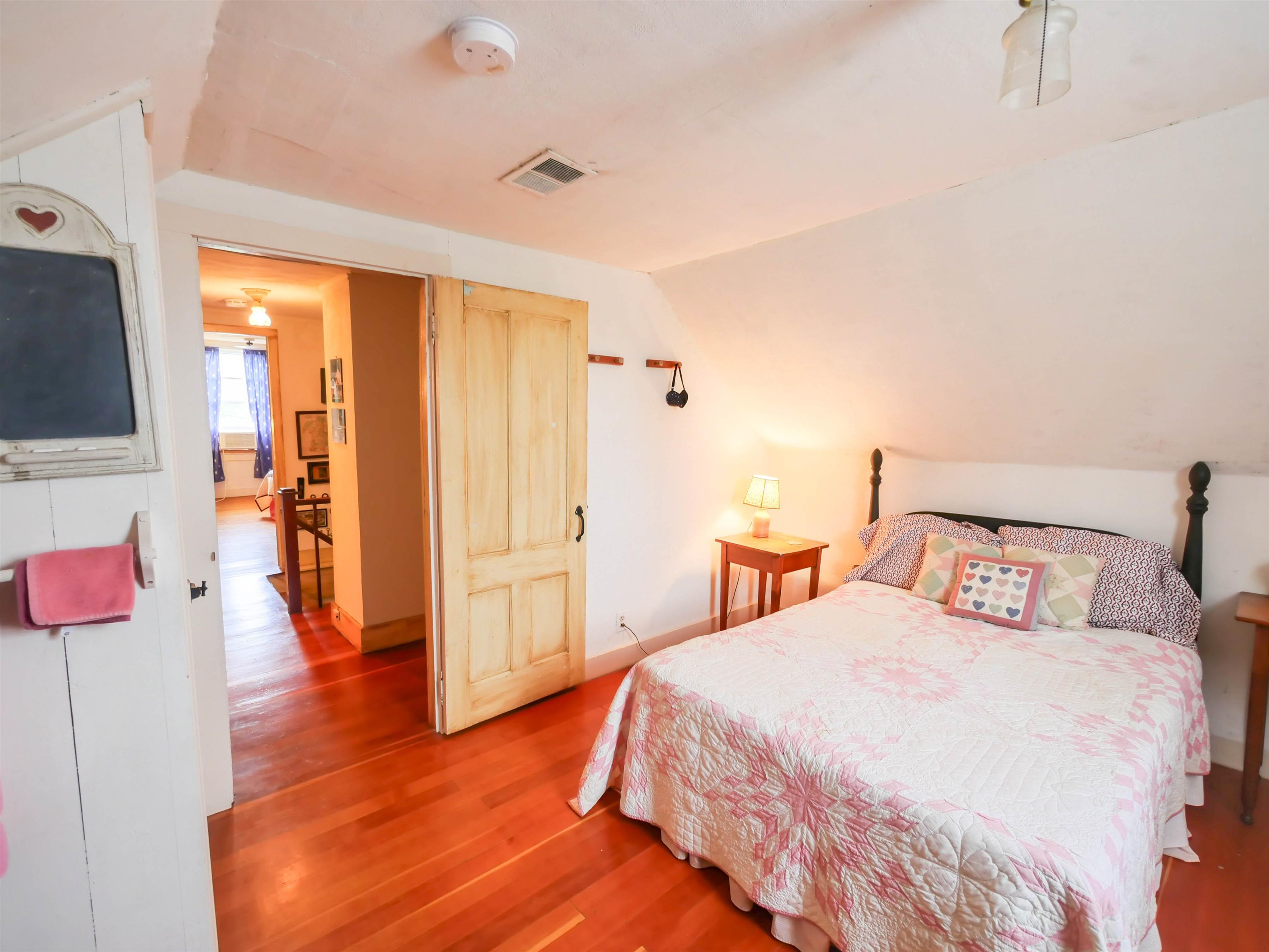261 McKinley Avenue photo 39