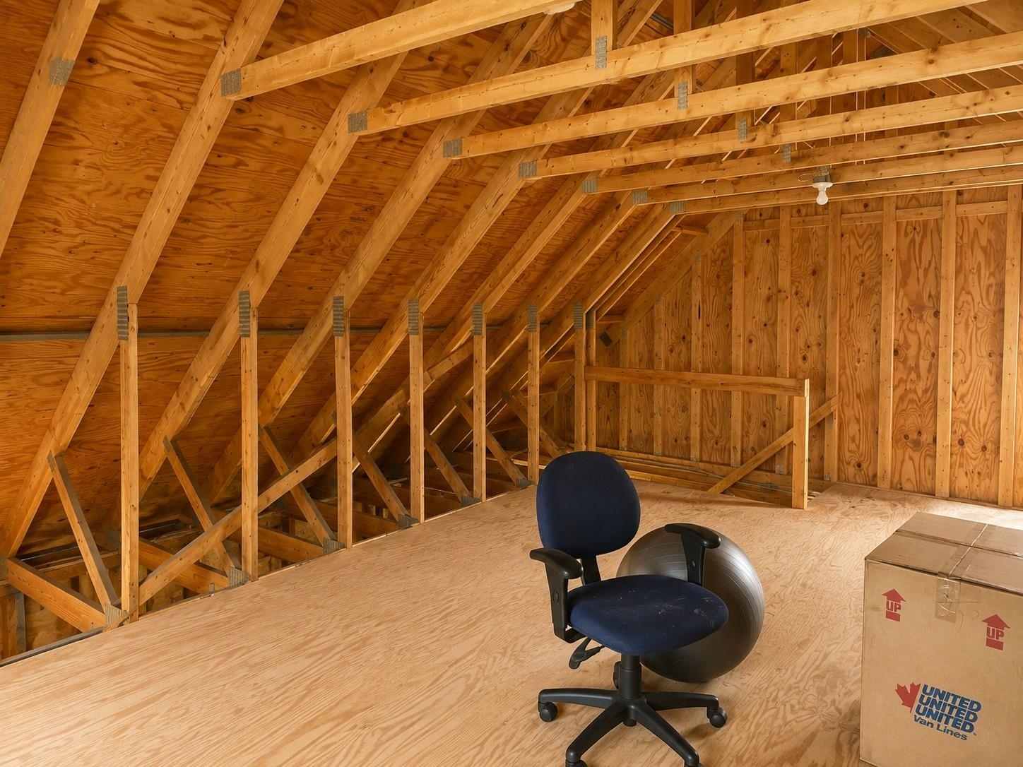 451 Godfrey Road photo 47