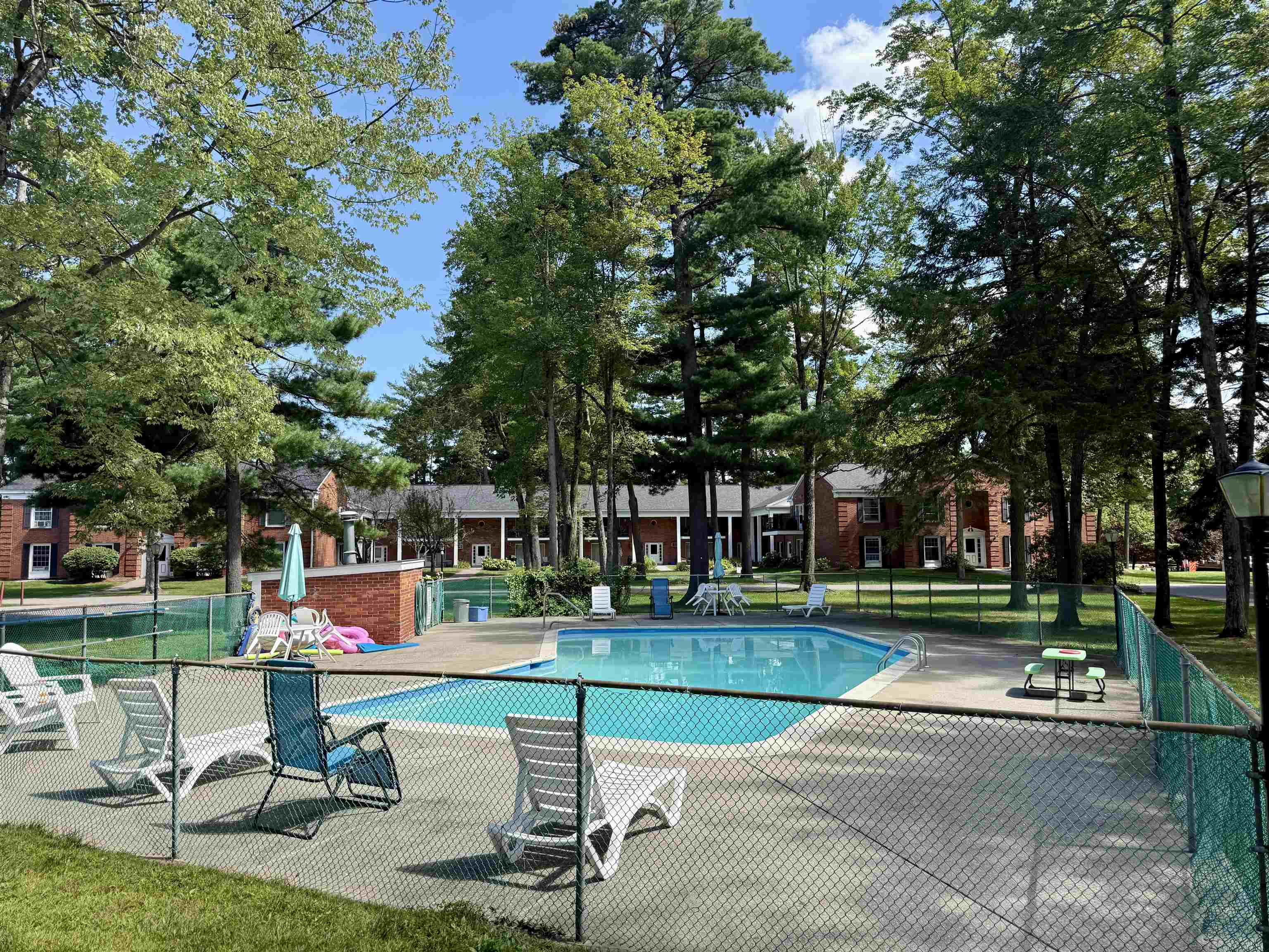 100 Kennedy Drive photo 6