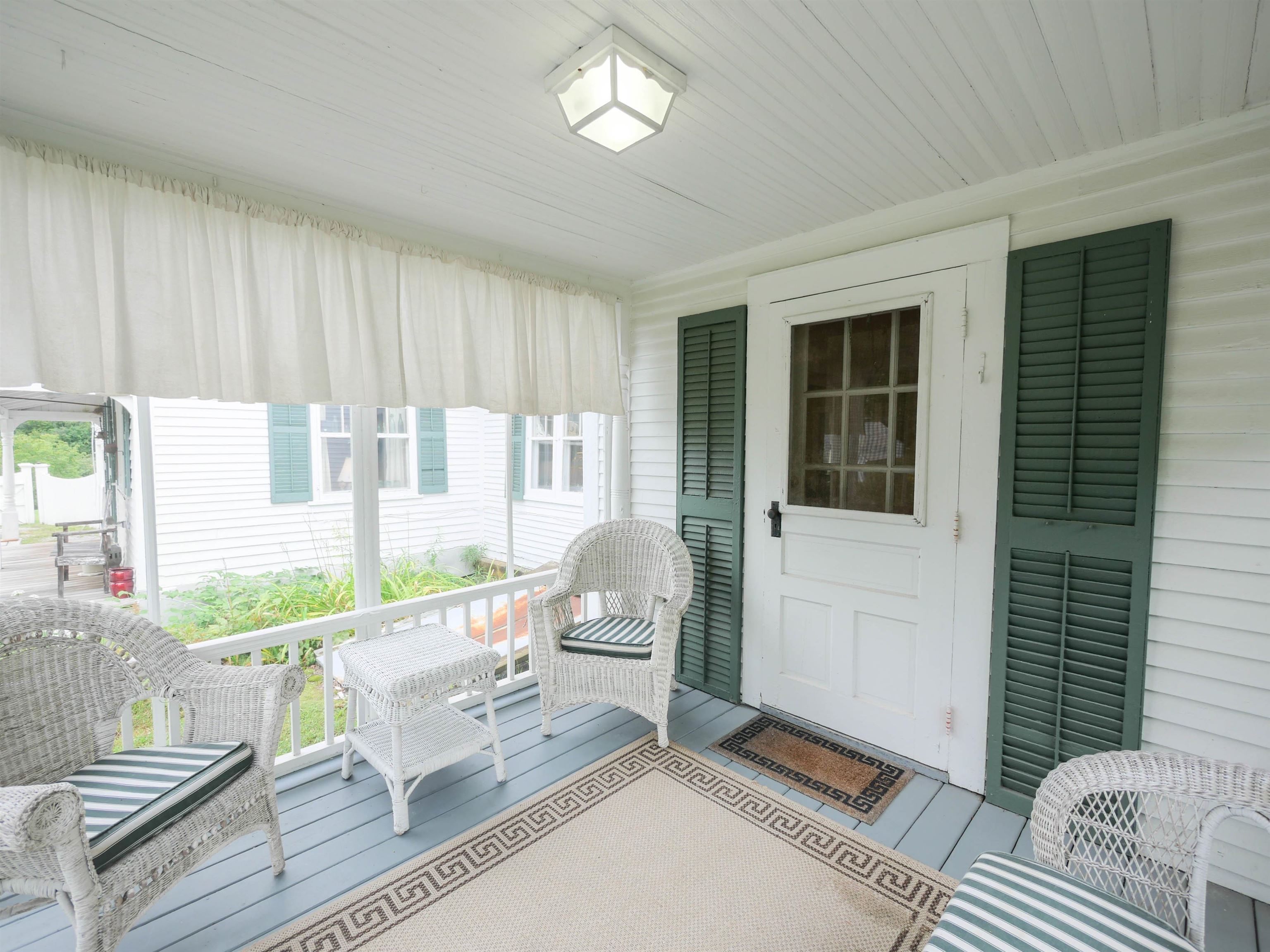 261 McKinley Avenue photo 8