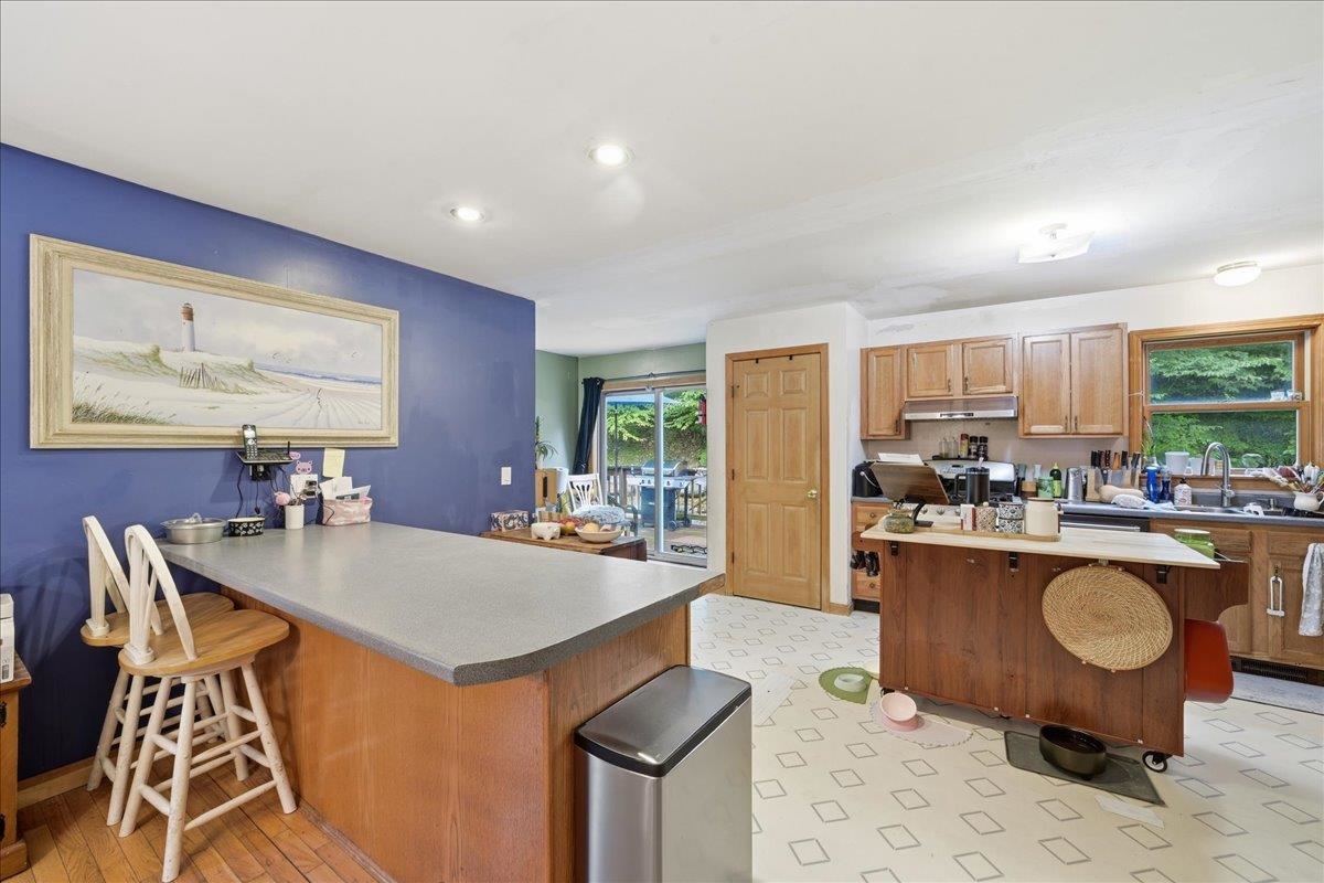 13 Broadview Estates photo 8
