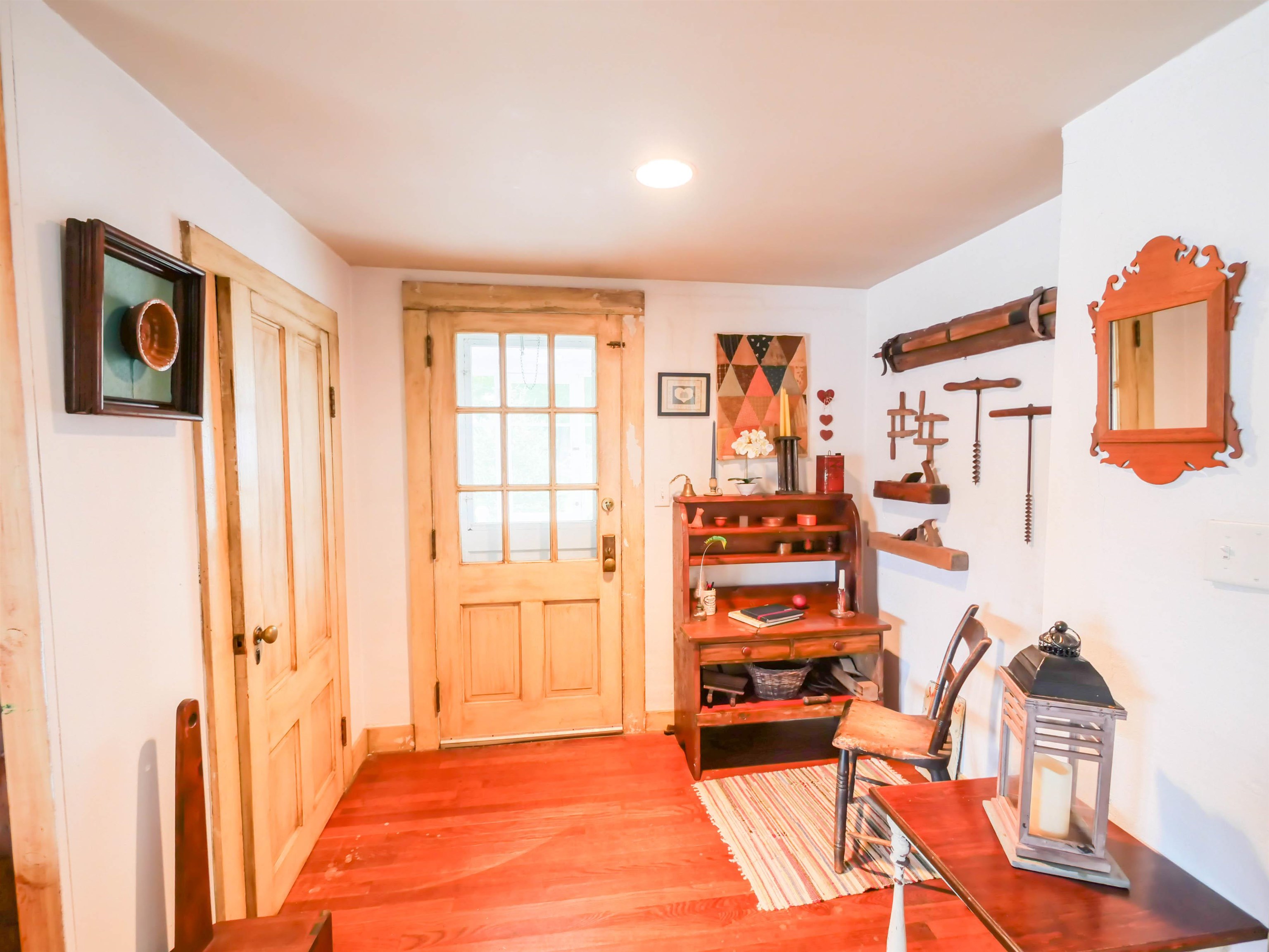261 McKinley Avenue photo 9