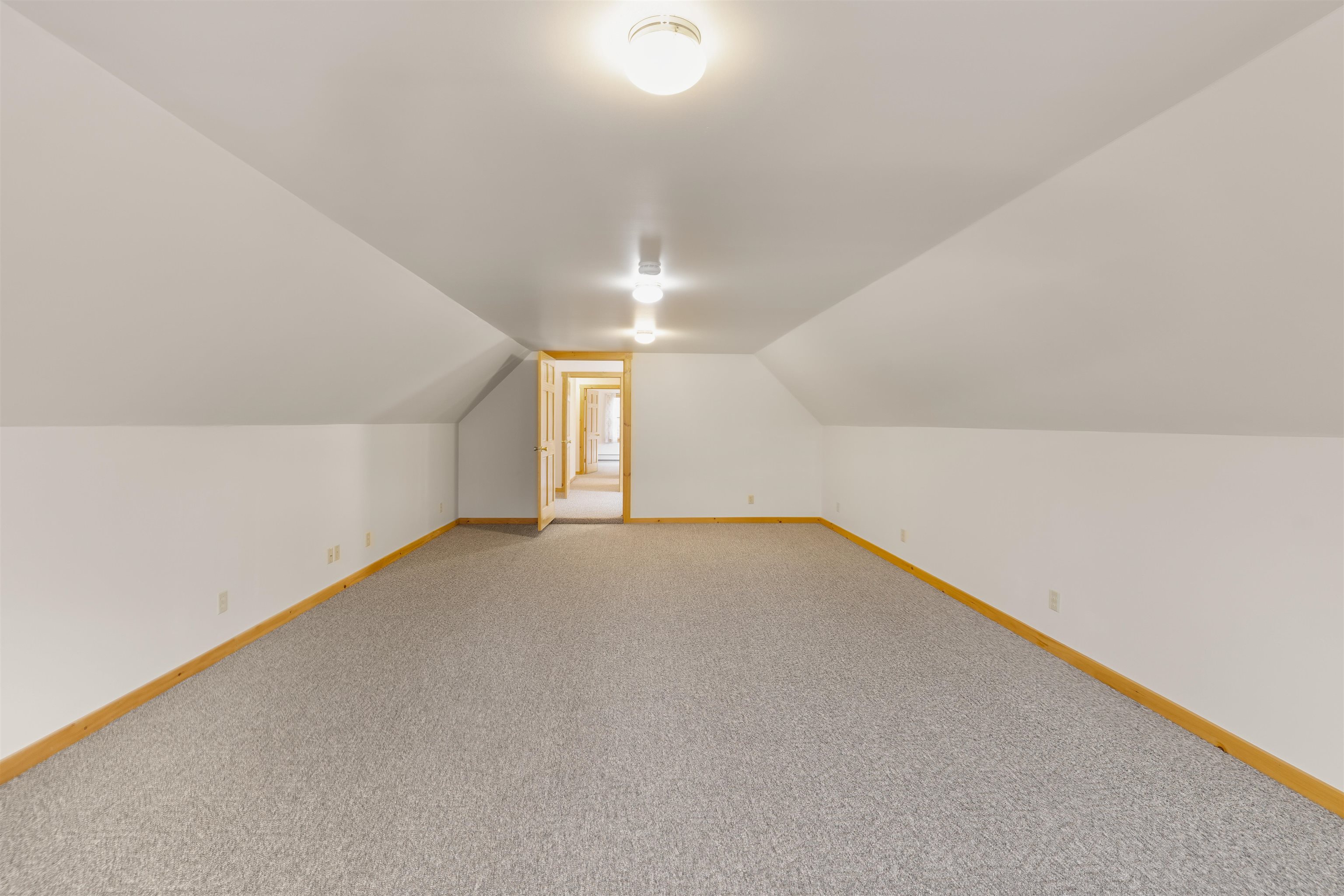 195 Beacon Hill Road photo 25