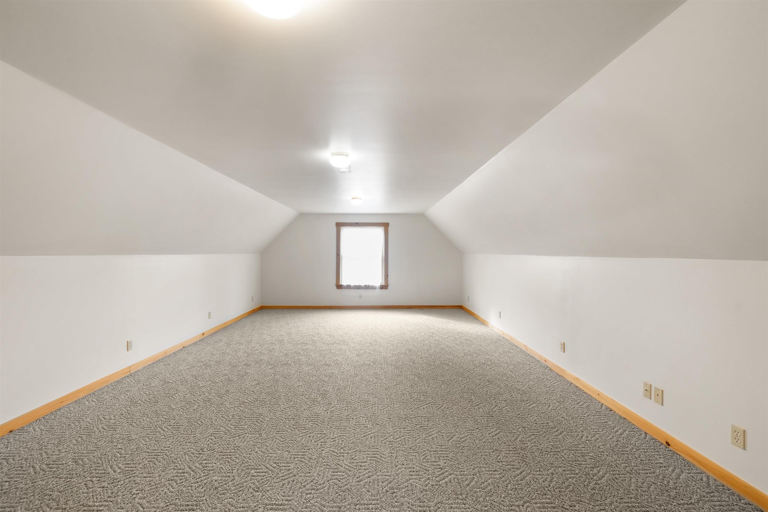 195 Beacon Hill Road photo 26