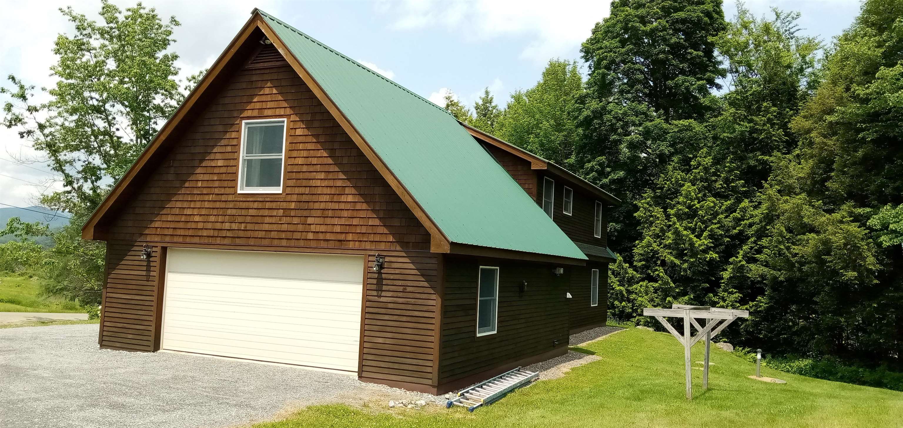 195 Beacon Hill Road photo 31