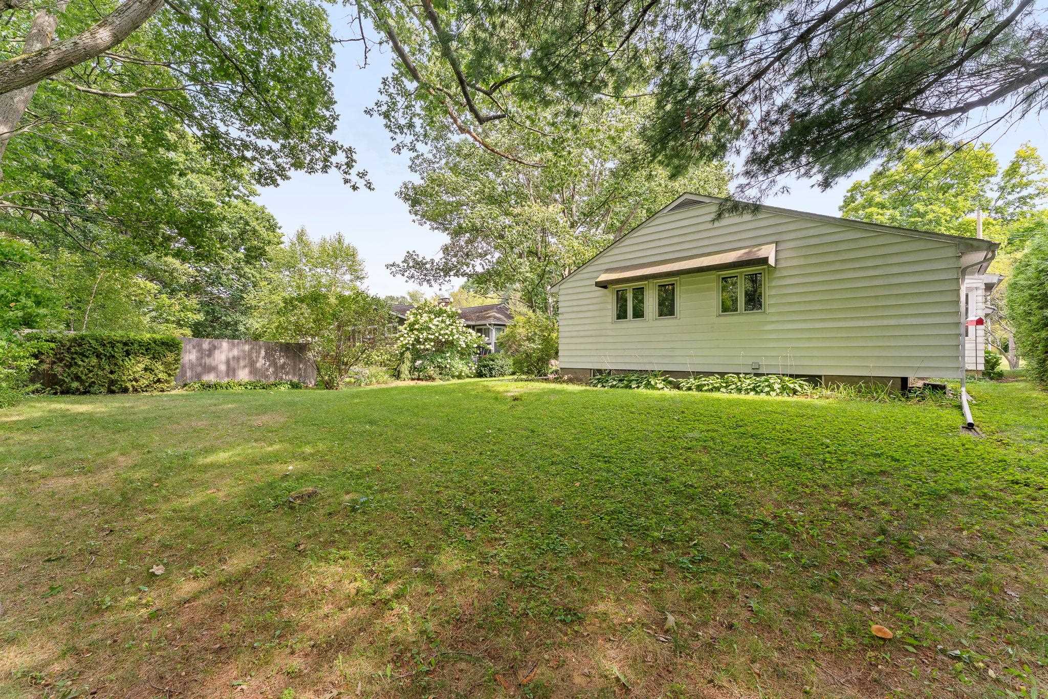 106 Killarney Road photo 45
