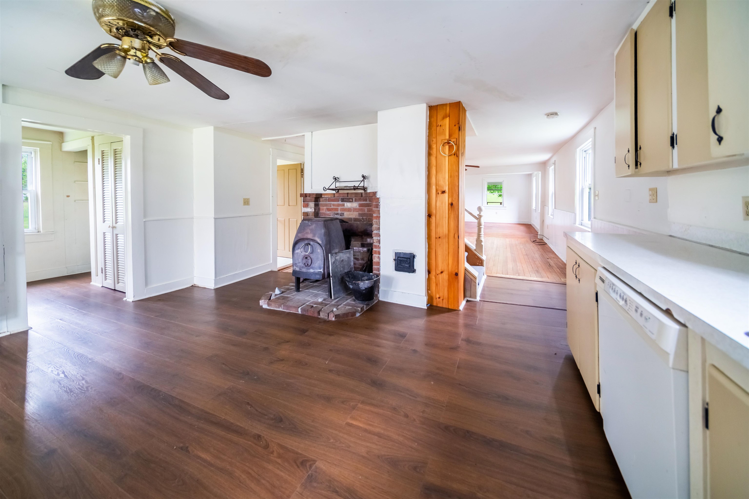957 Pleasant Valley Road photo 47