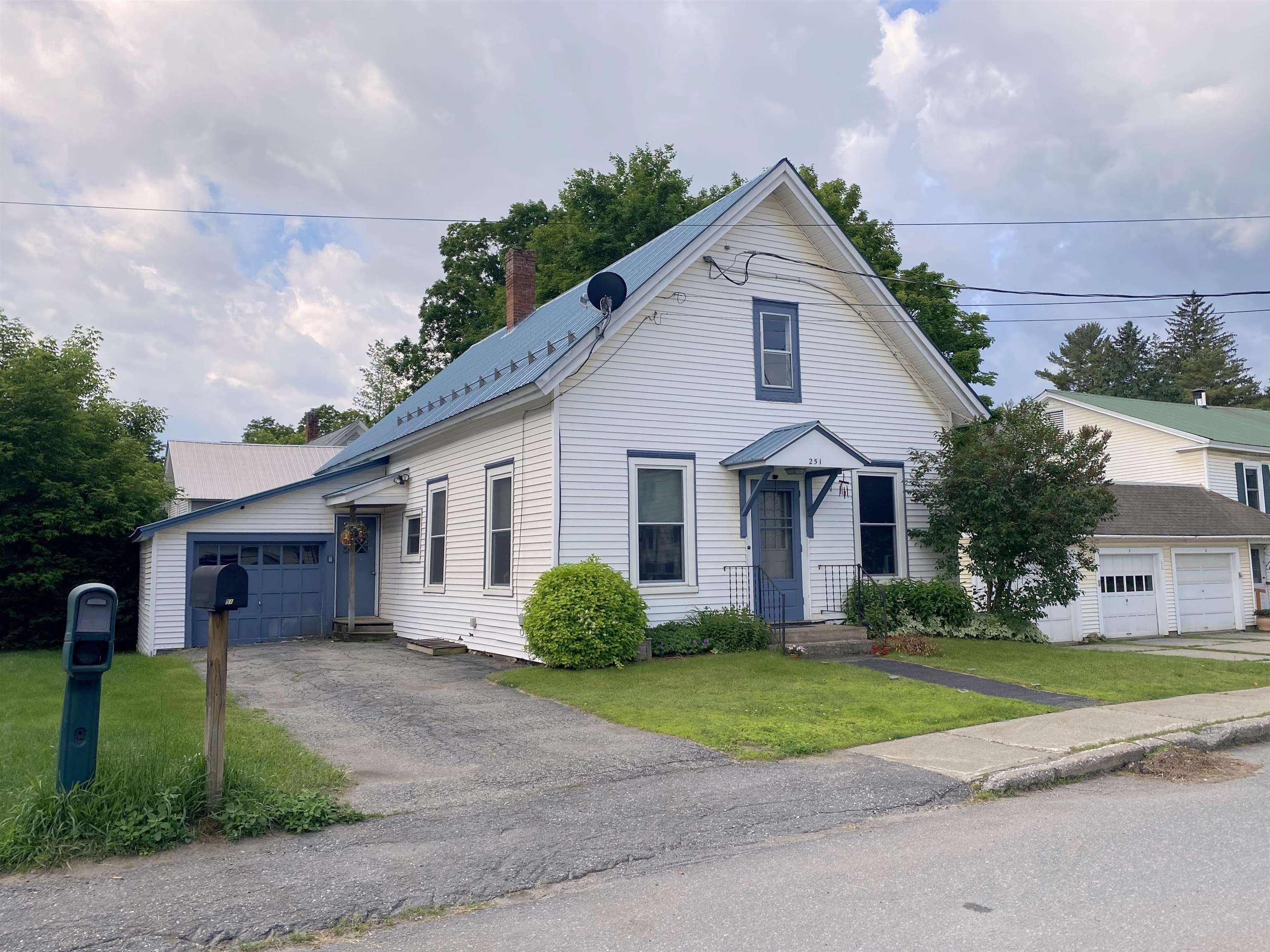 Single Family in Morristown VT