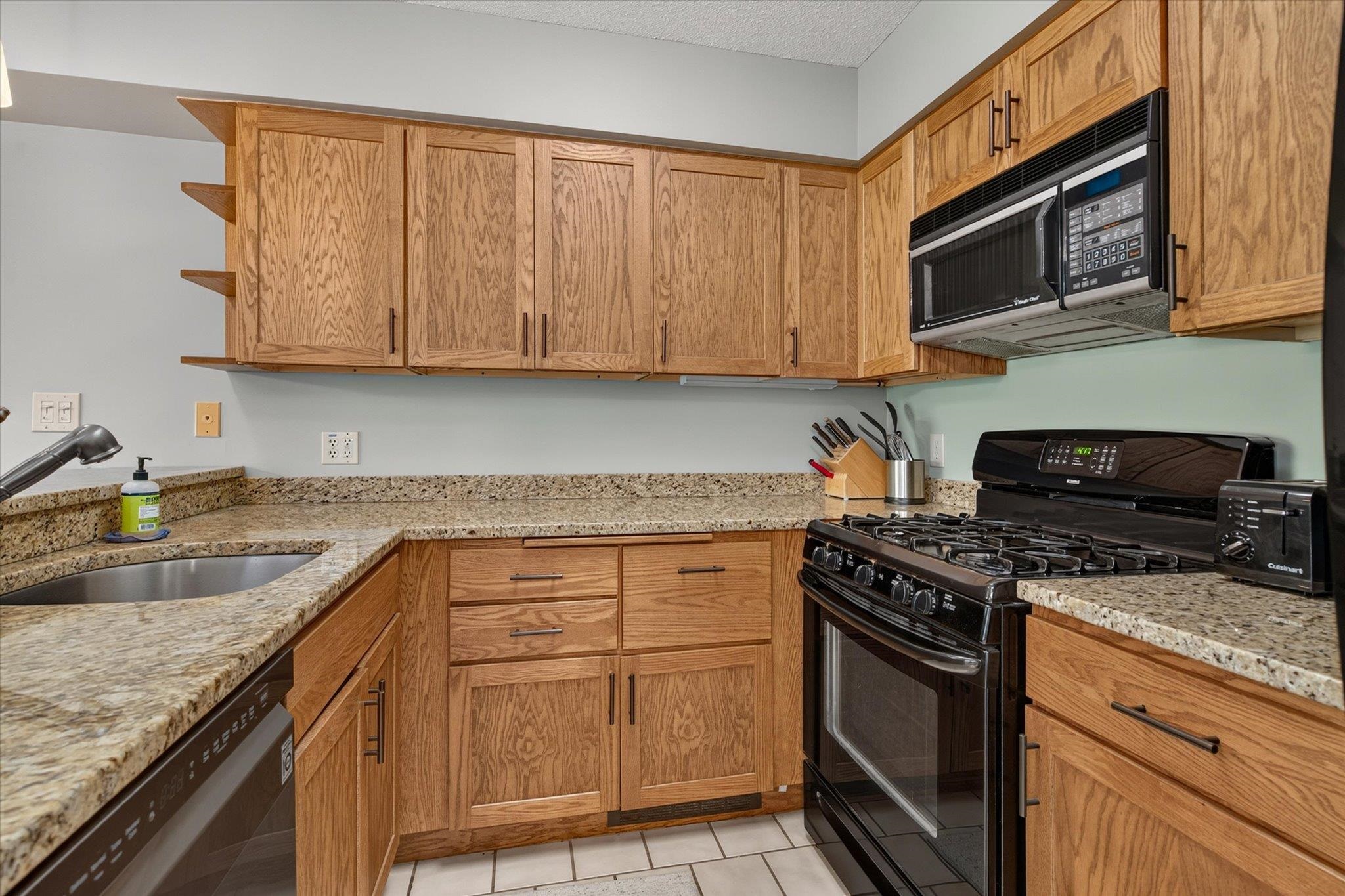 304 Woods Lane photo 18