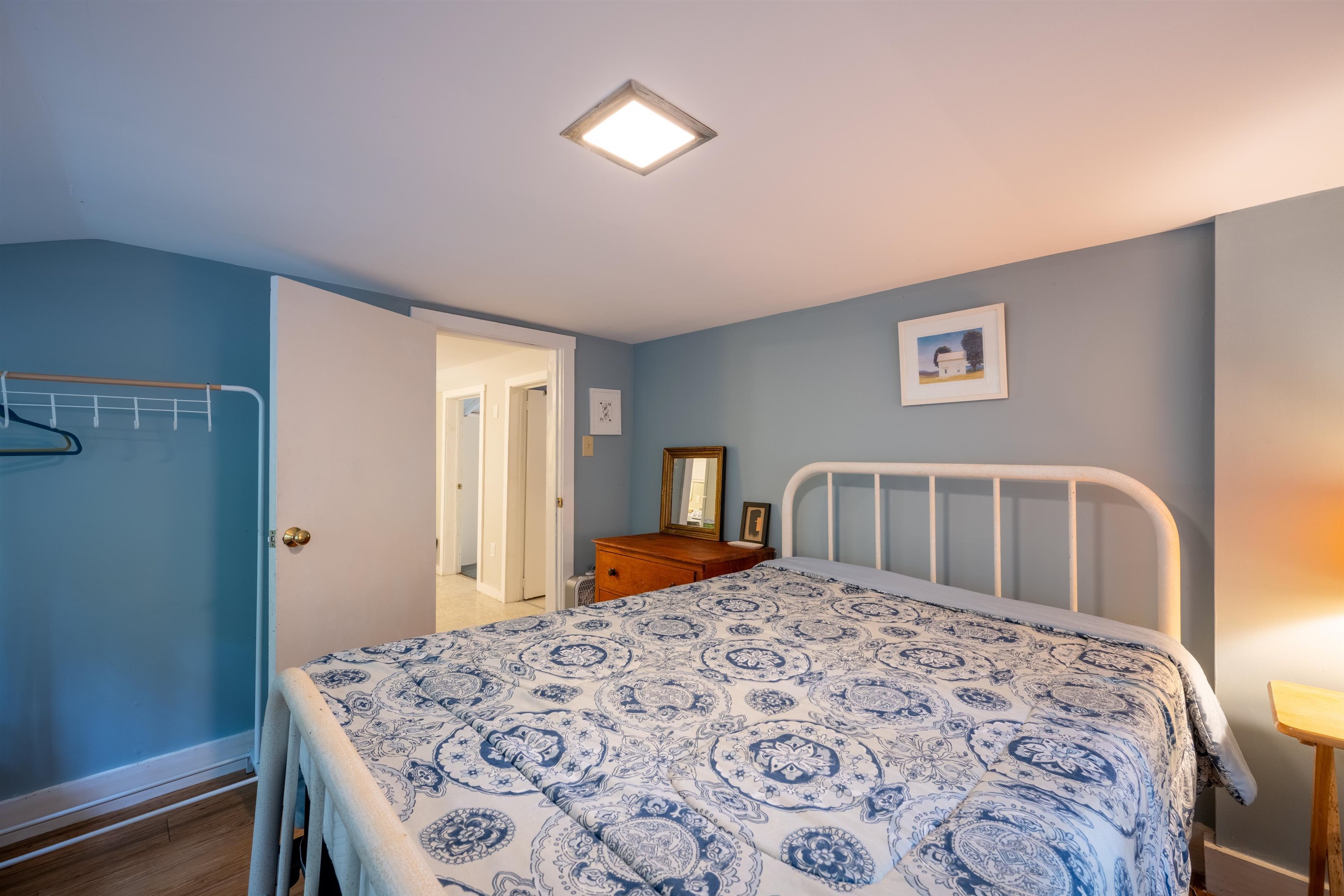 93 Fox Lane photo 23