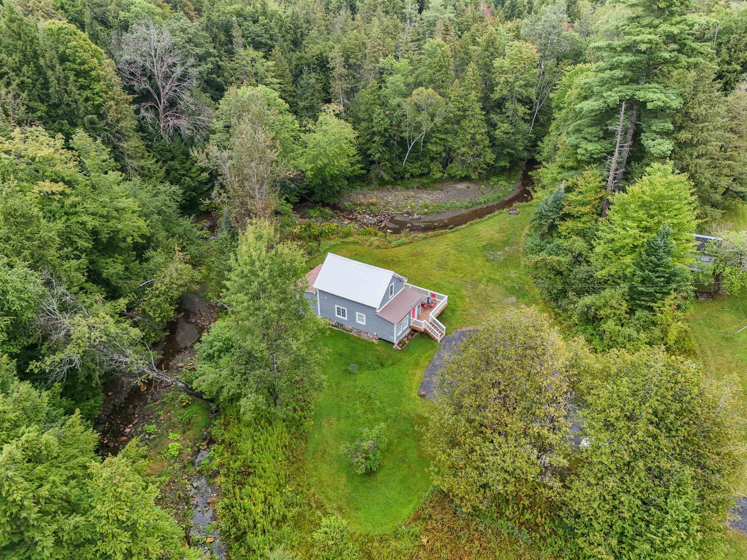 129 Plainfield Brook Road photo 32