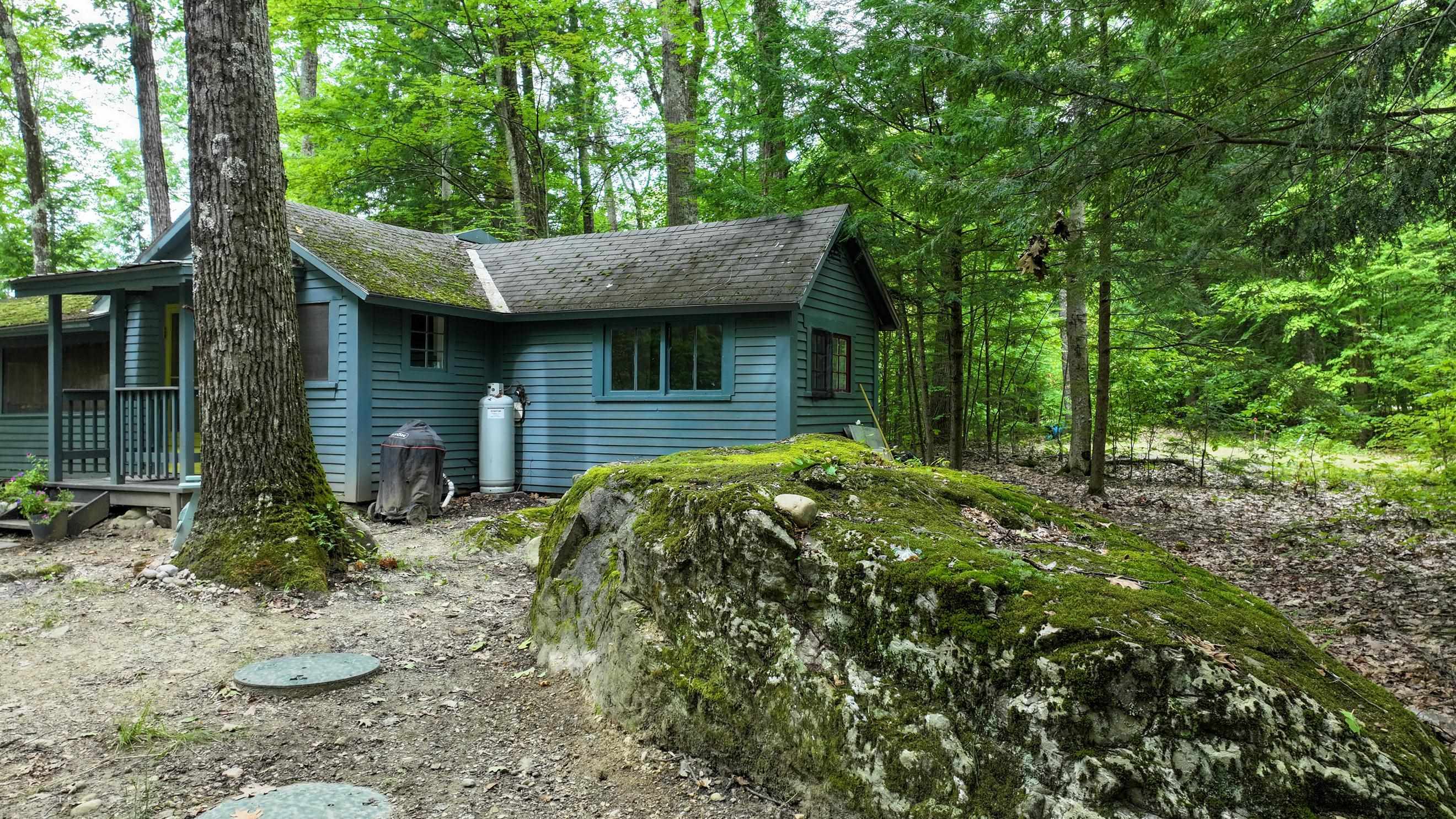 93 Fox Lane photo 34