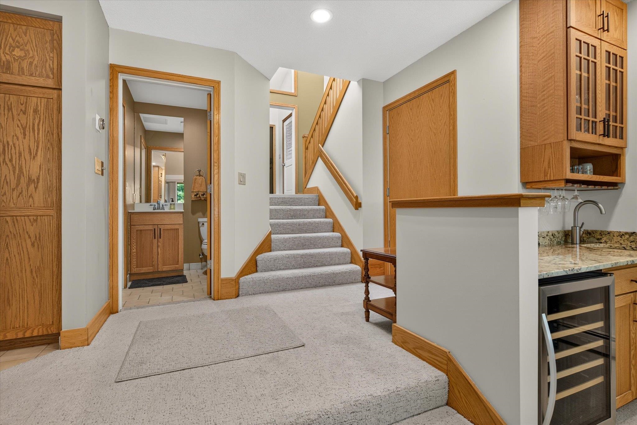 304 Woods Lane photo 6