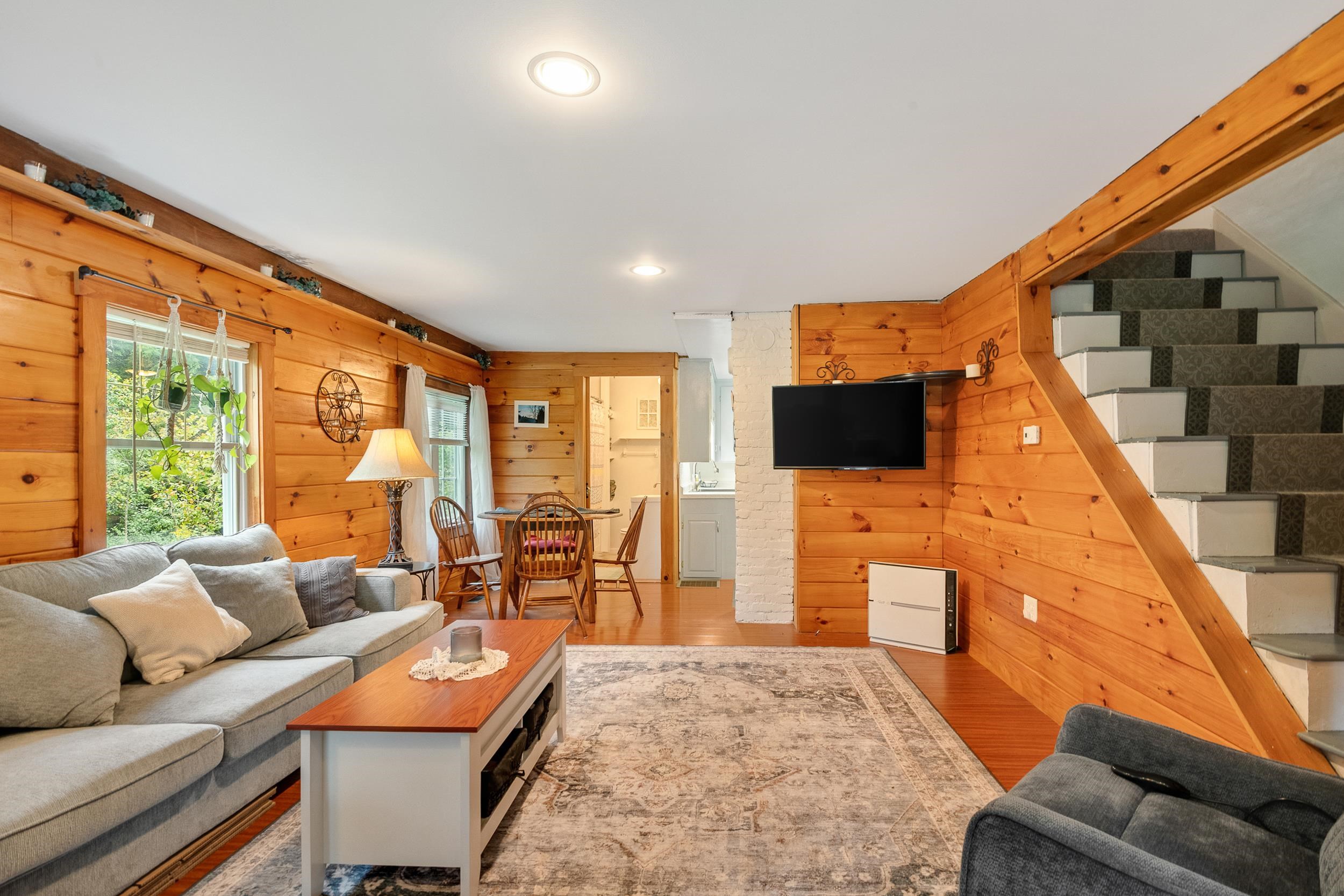 129 Plainfield Brook Road photo 8