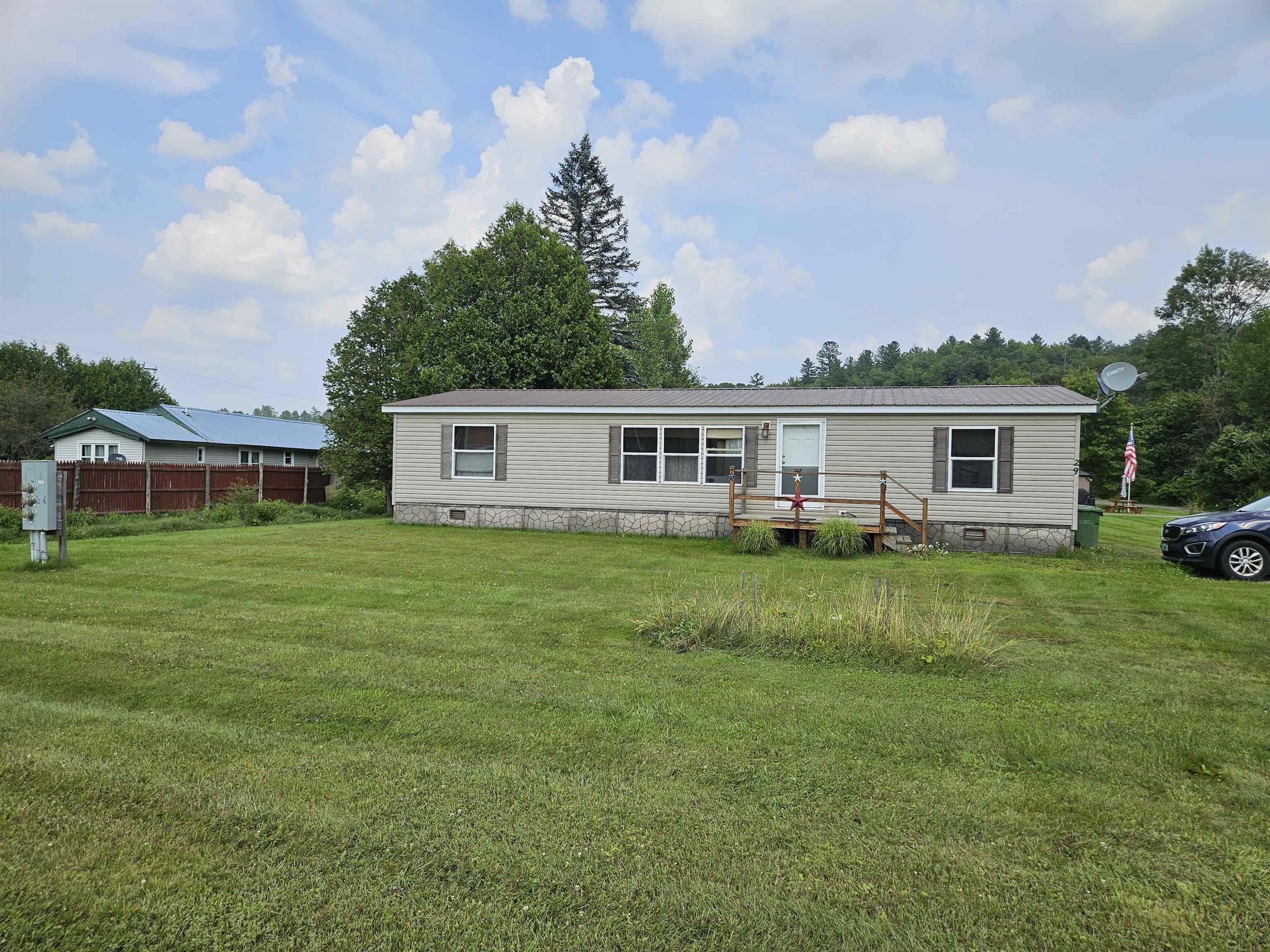 near 26 Spring Street Hardwick, VT 05843 Property 2