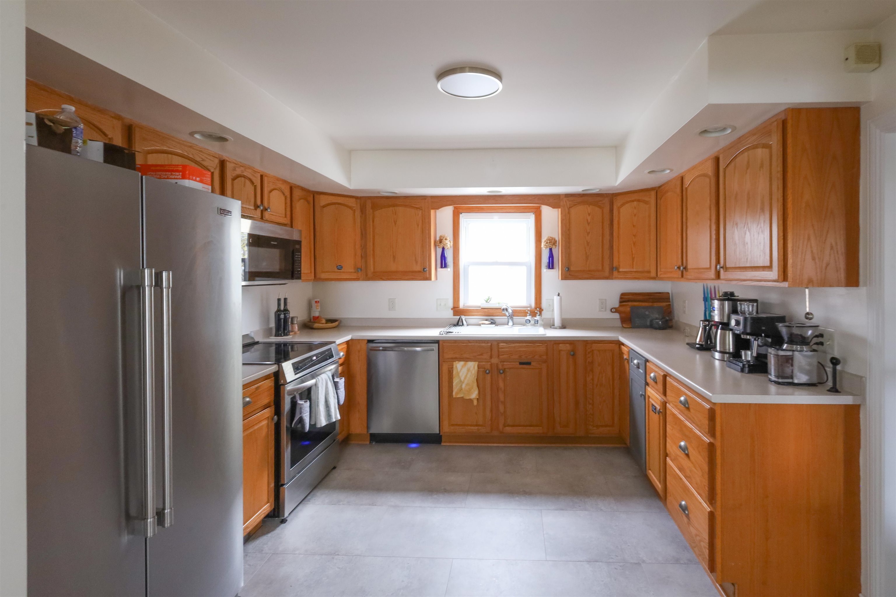 187 Lafountain Street photo 10