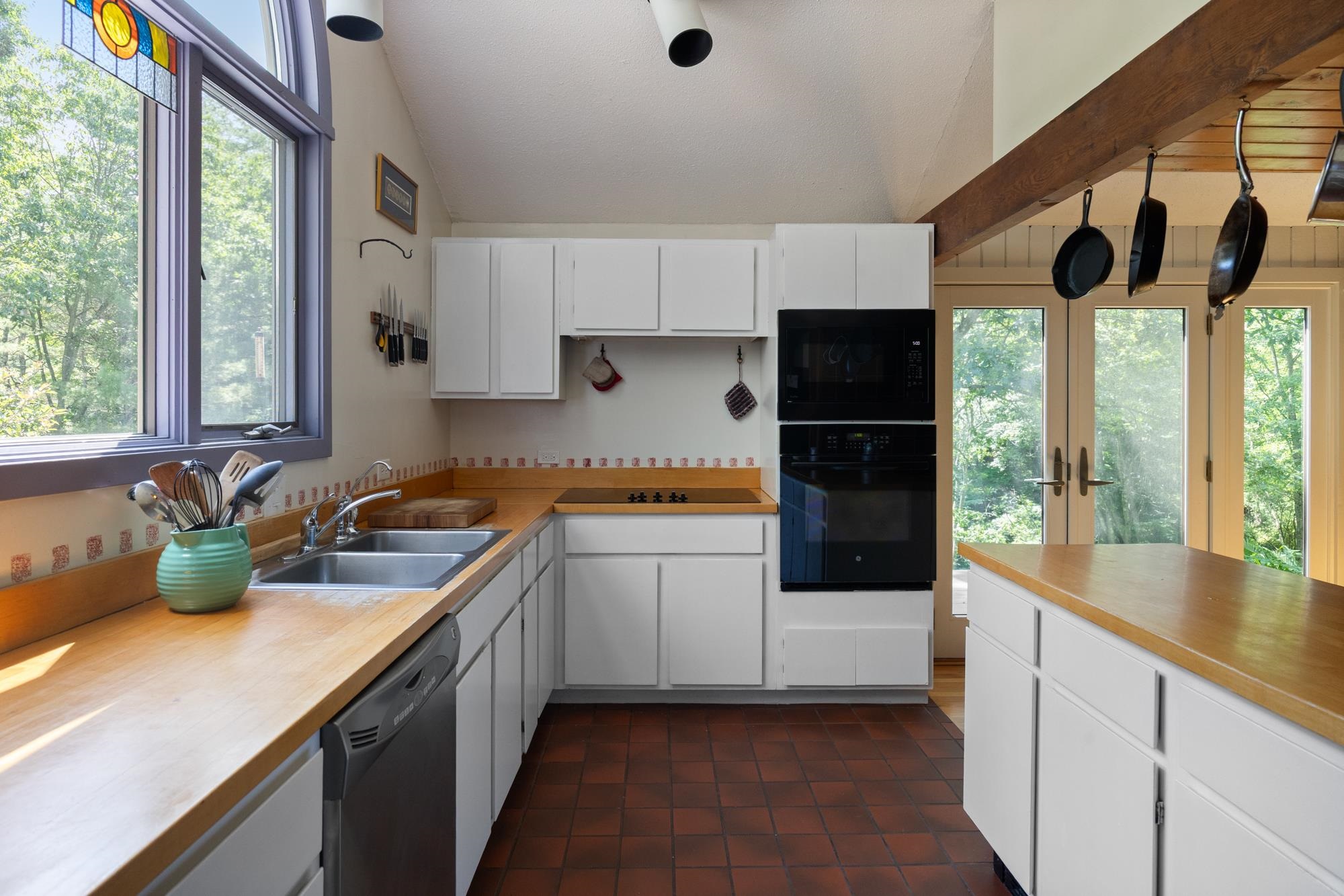777 Mount Philo Road photo 14