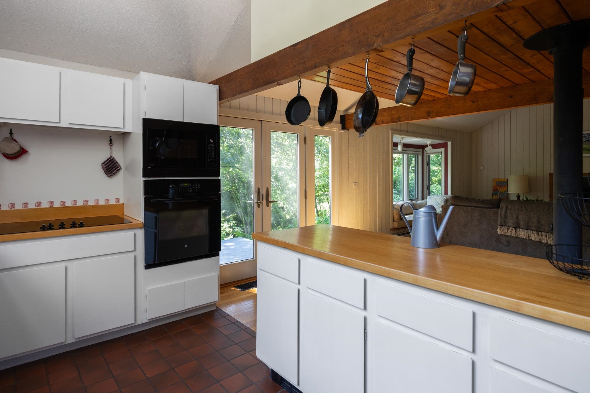 777 Mount Philo Road photo 17