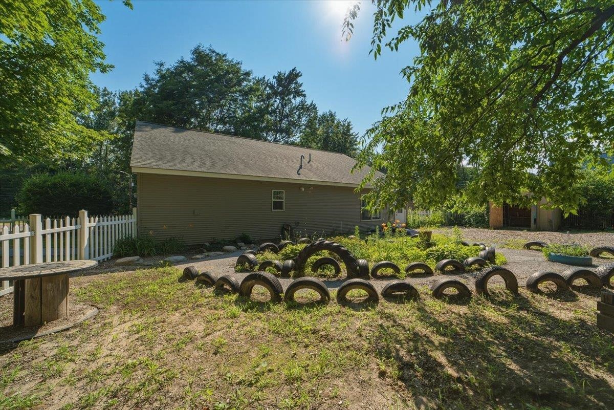 1795 Main Street photo 5