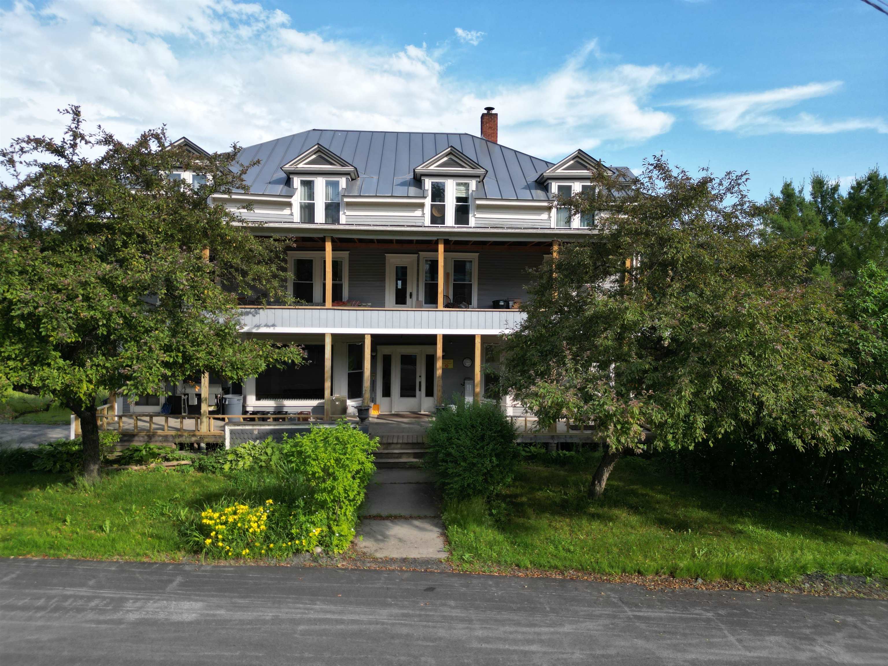 286 Carter Street photo 37