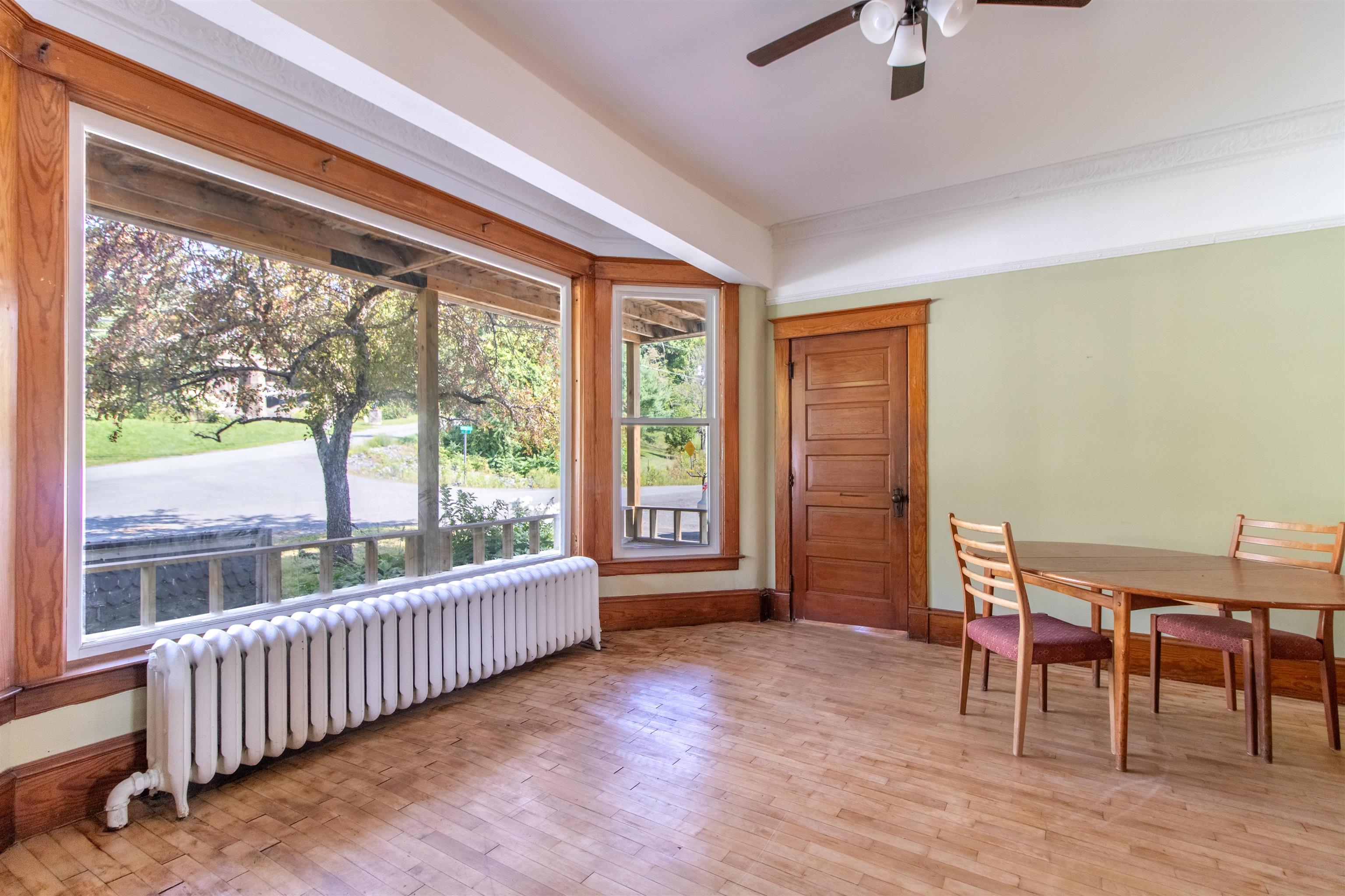 286 Carter Street photo 8