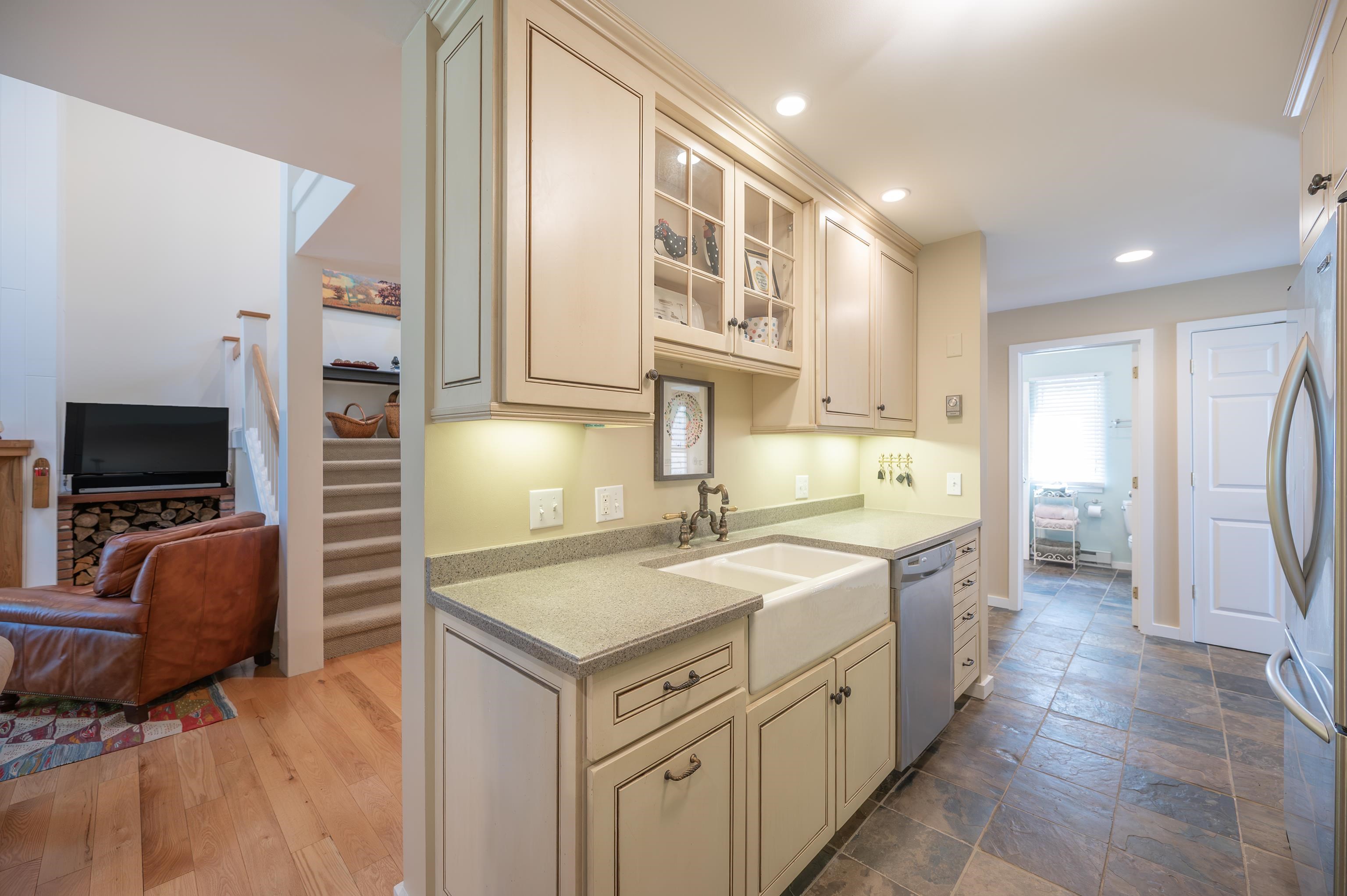 1140 Murphys Road photo 8