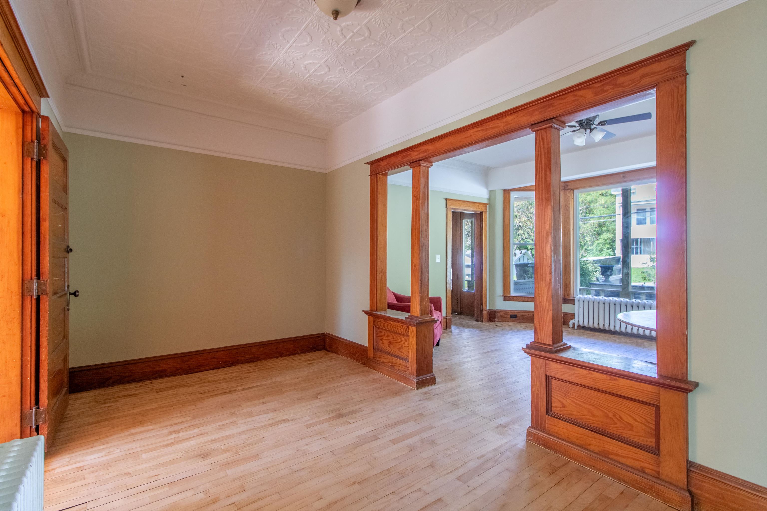 286 Carter Street photo 9