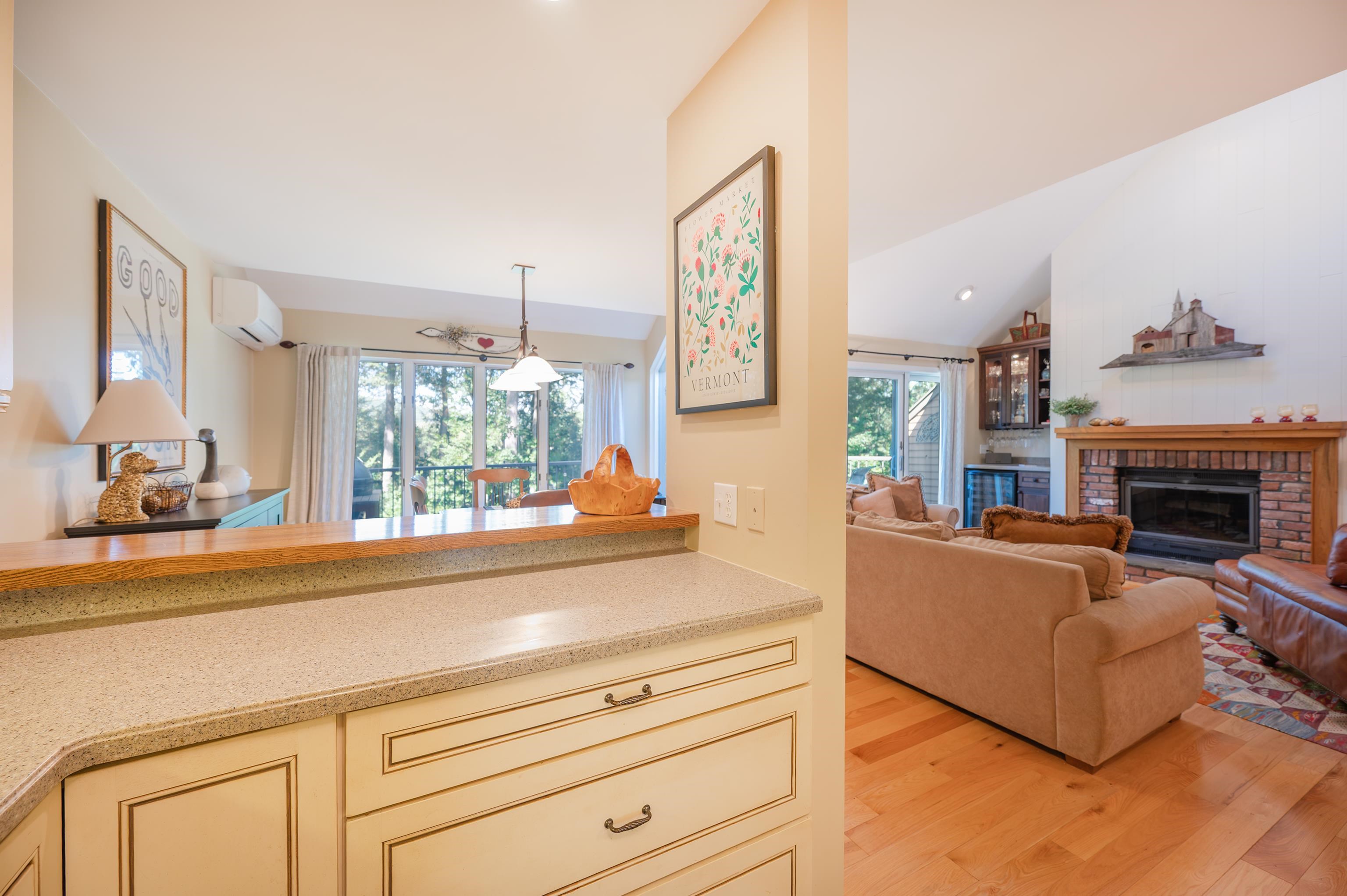 1140 Murphys Road photo 9