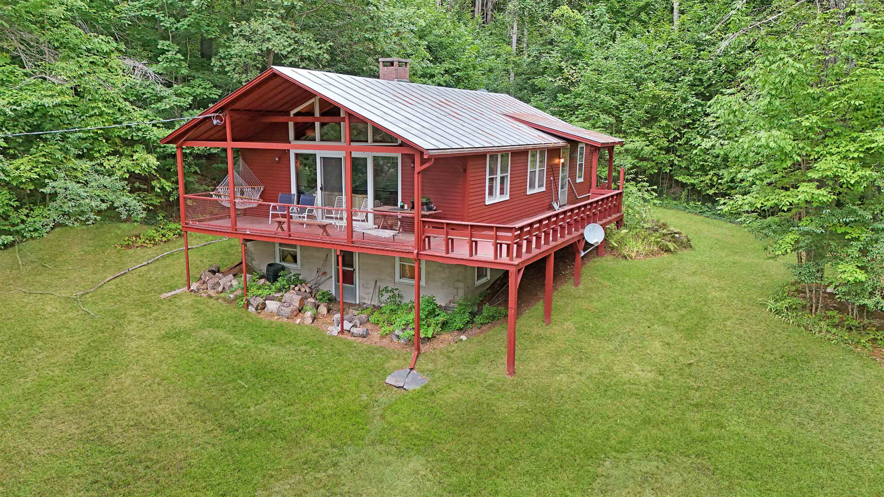 near 688 Tucker Hill Road Thetford, VT 05075 Property 1