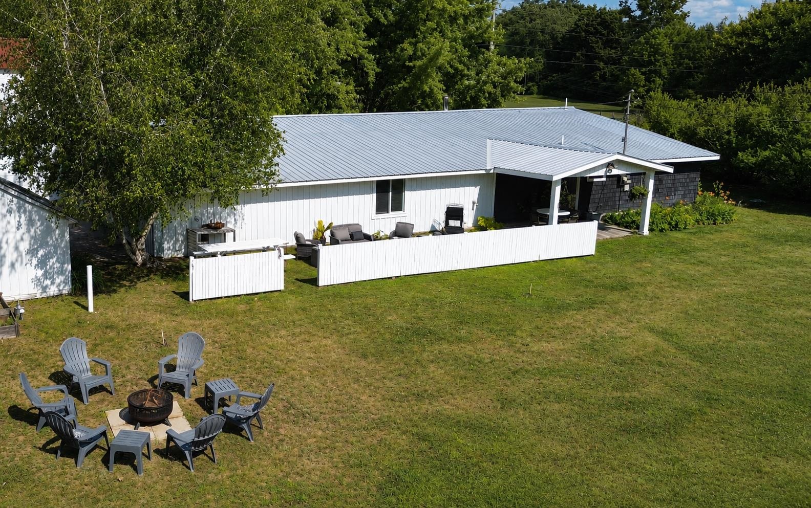 103 Gravelle Road photo 1