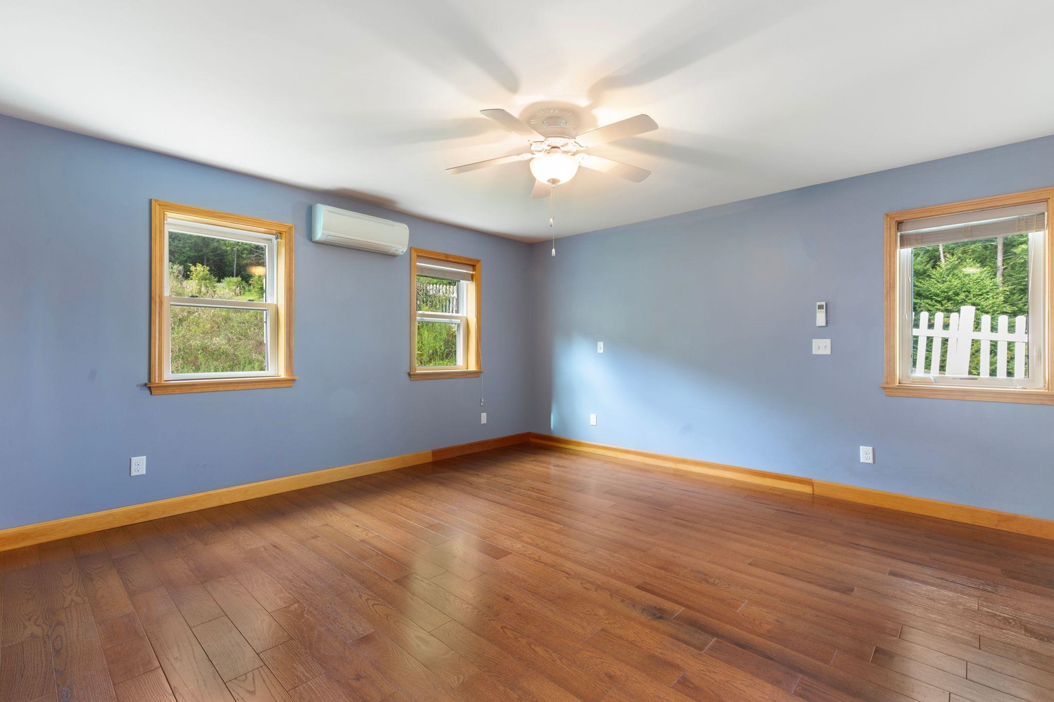 77 Buttonwood Drive photo 12