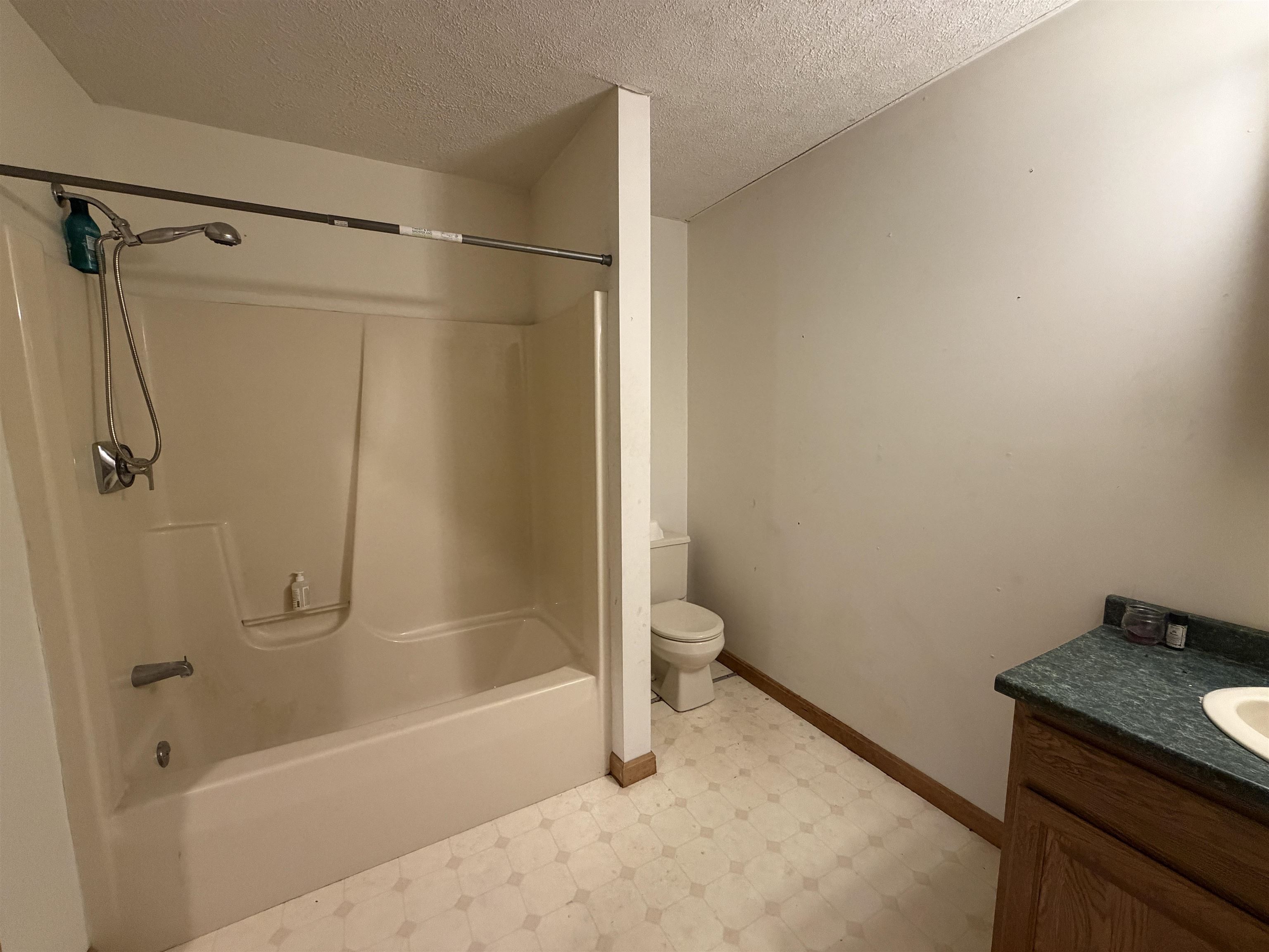 15 Bellows Street photo 39