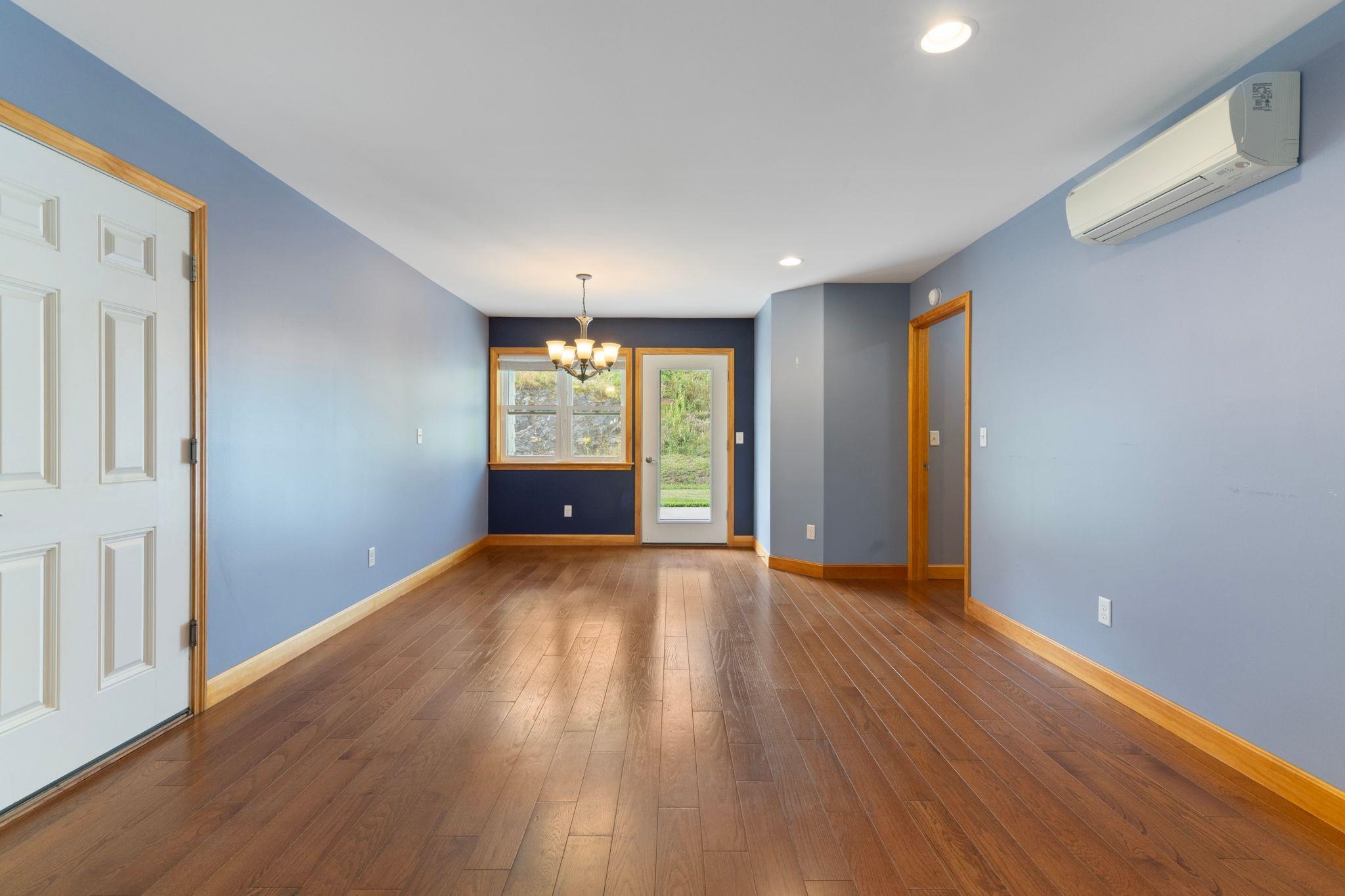 77 Buttonwood Drive photo 8