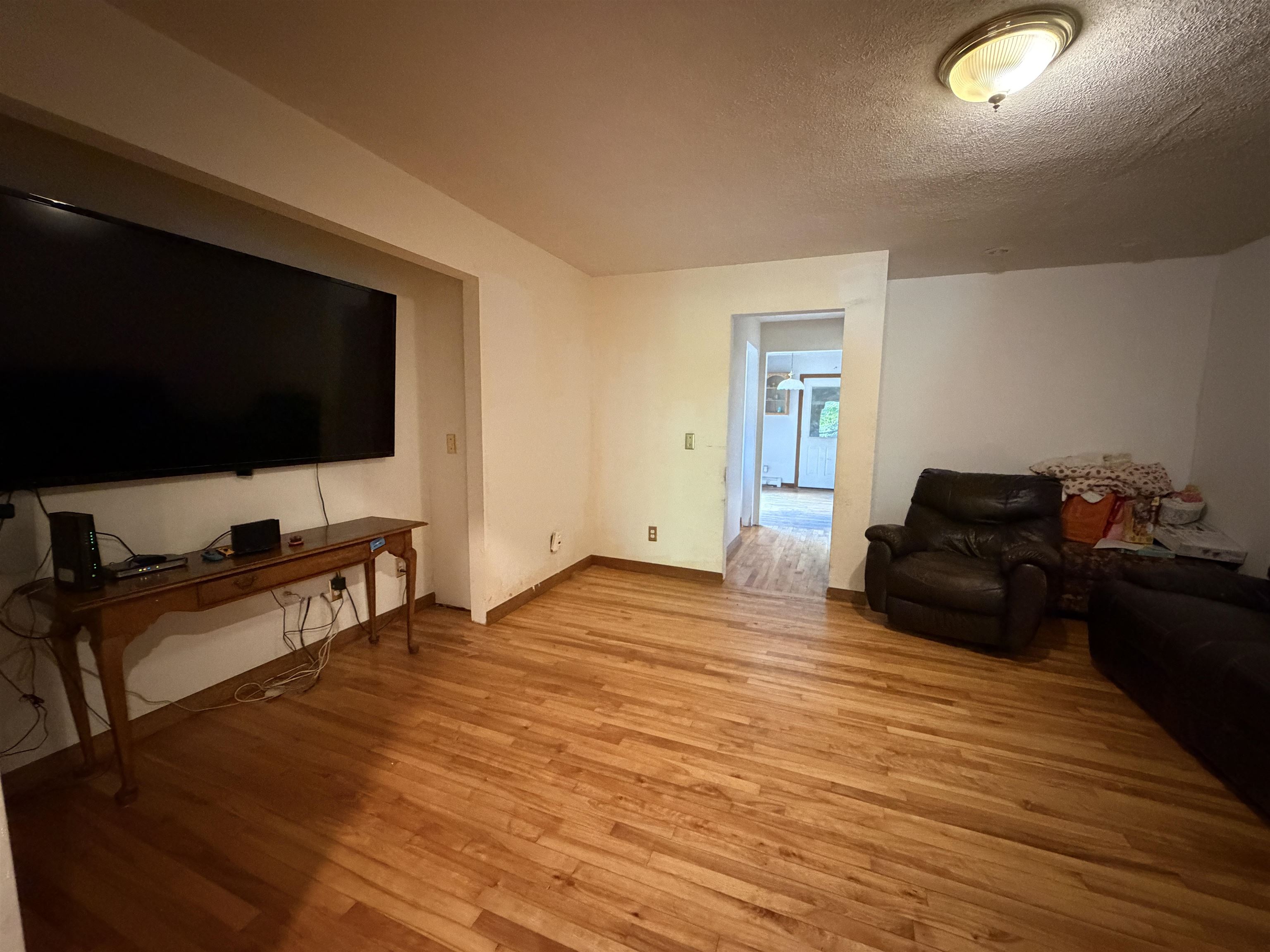 15 Bellows Street photo 9