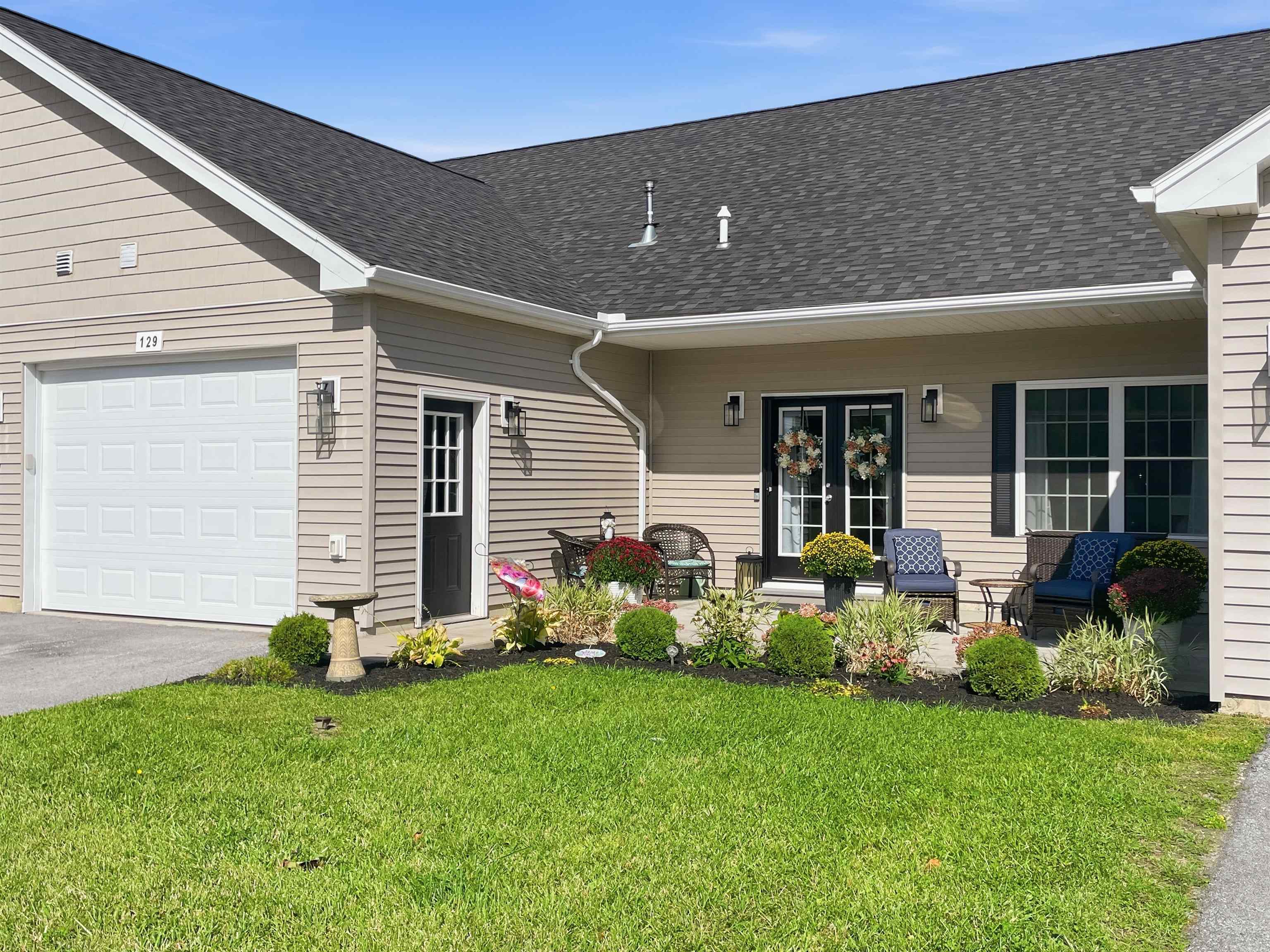 129 Sunrise Drive photo 2
