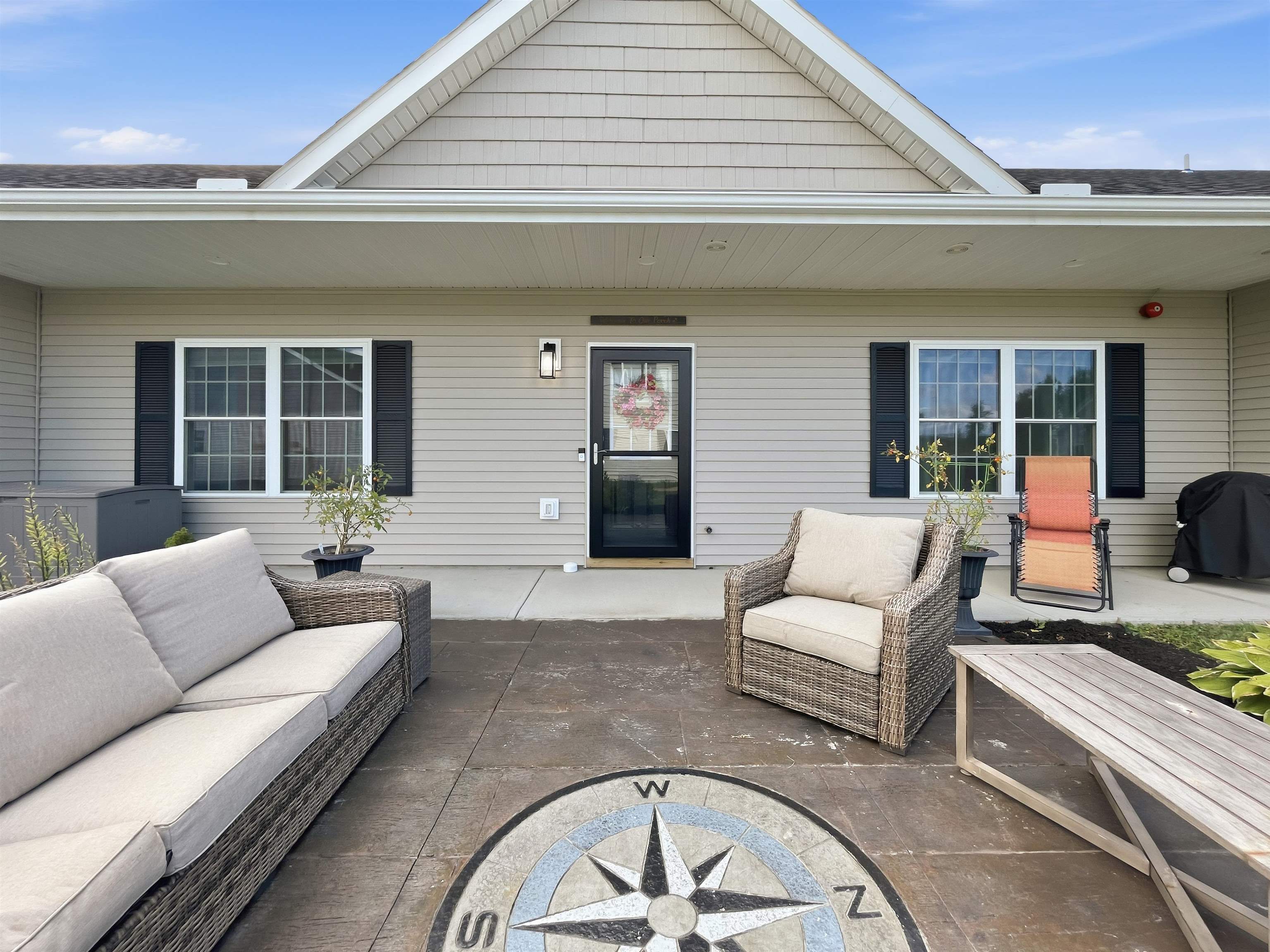 129 Sunrise Drive photo 8