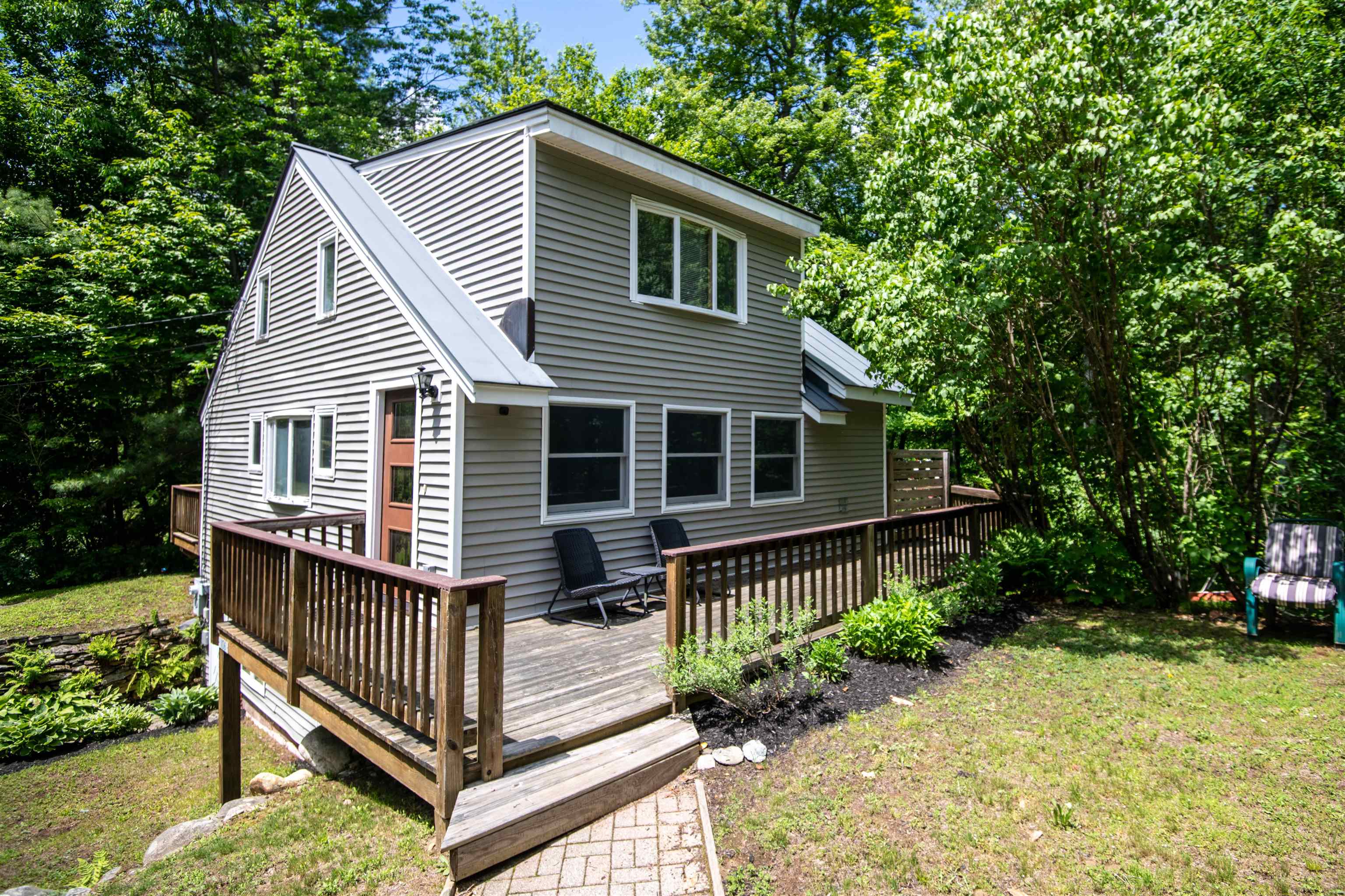 near 717/719 Q1-4 Jackson Gore Adams House Ludlow, VT 05149 Property 3