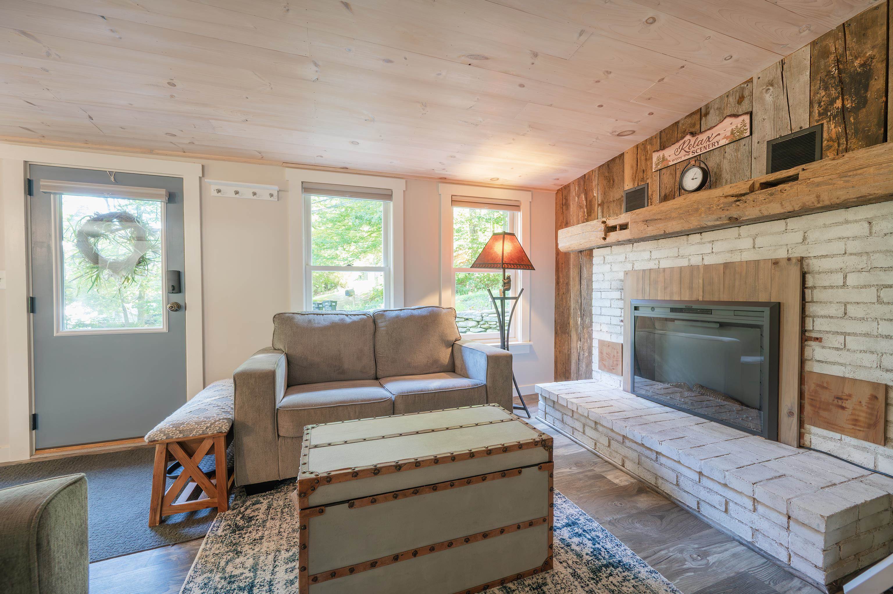 251 Quarry Road photo 3