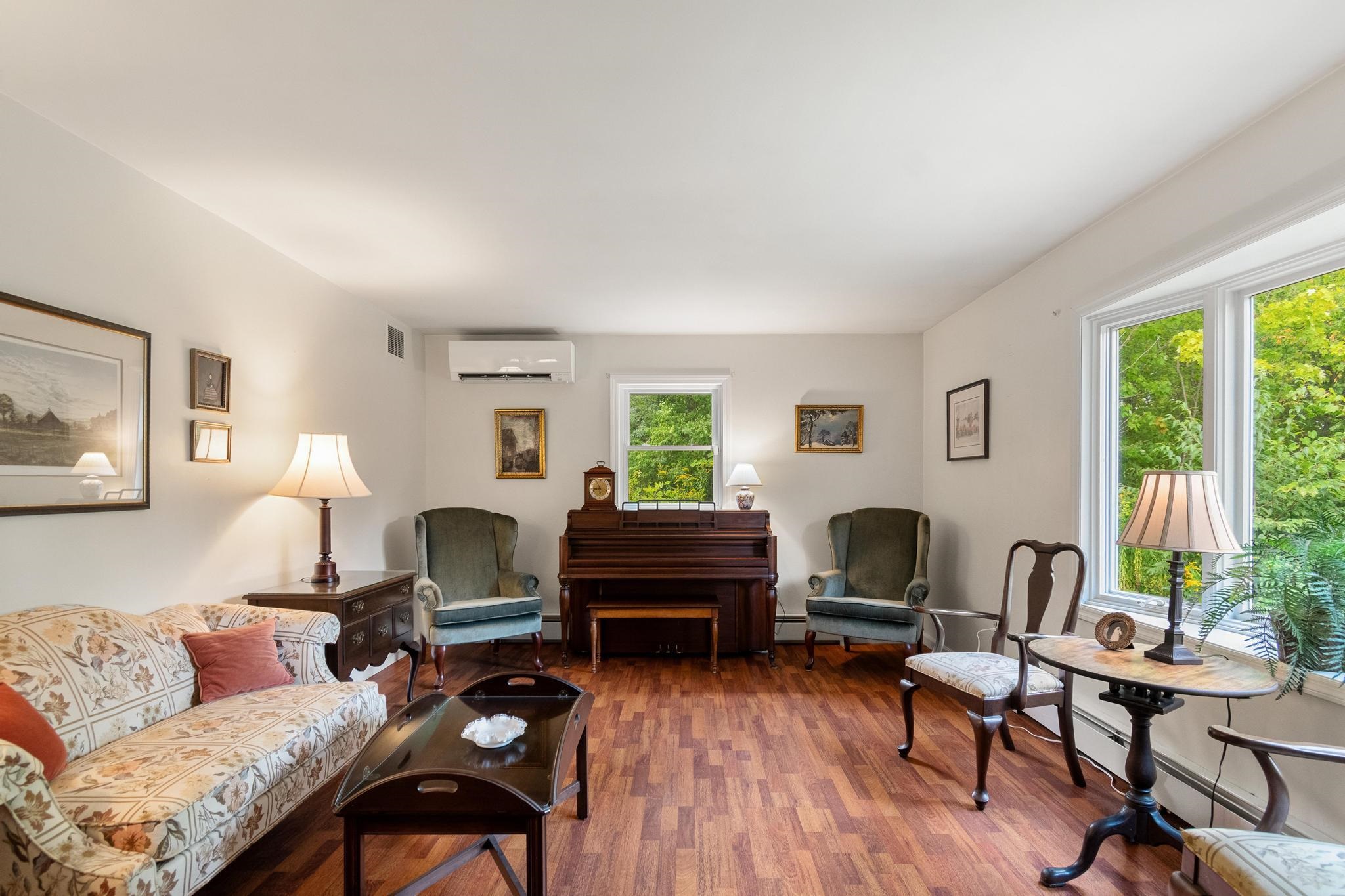 1402 French Hill Road photo 4