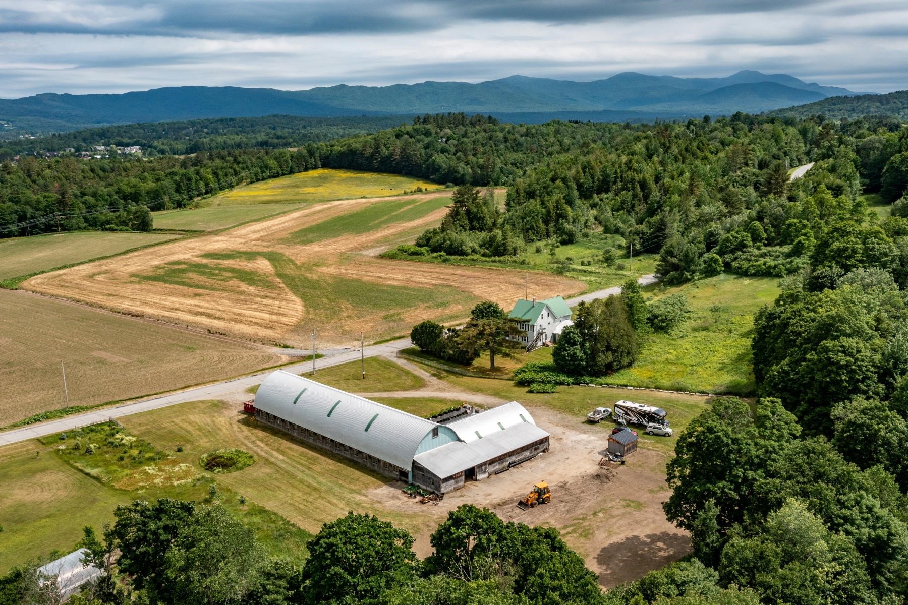 Single Family in Morristown VT